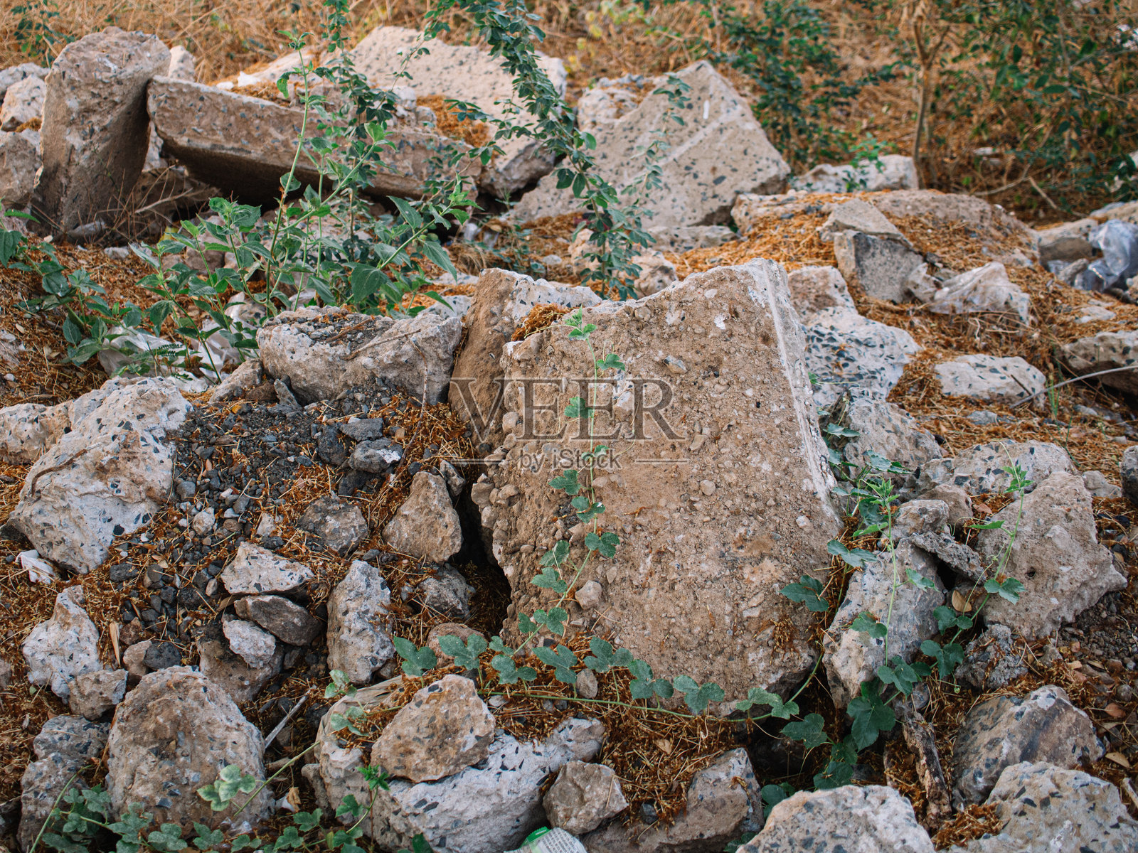 剩余的石头照片摄影图片