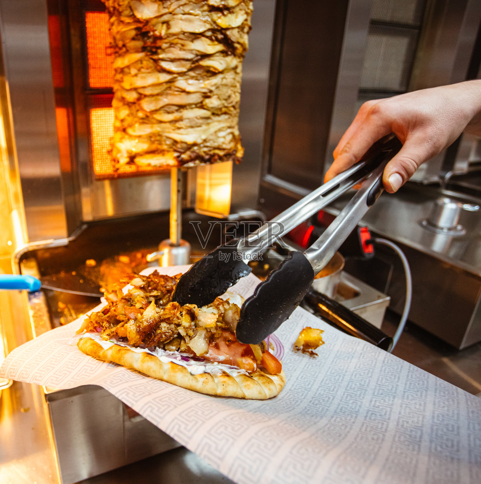 准备希腊肉卷照片摄影图片