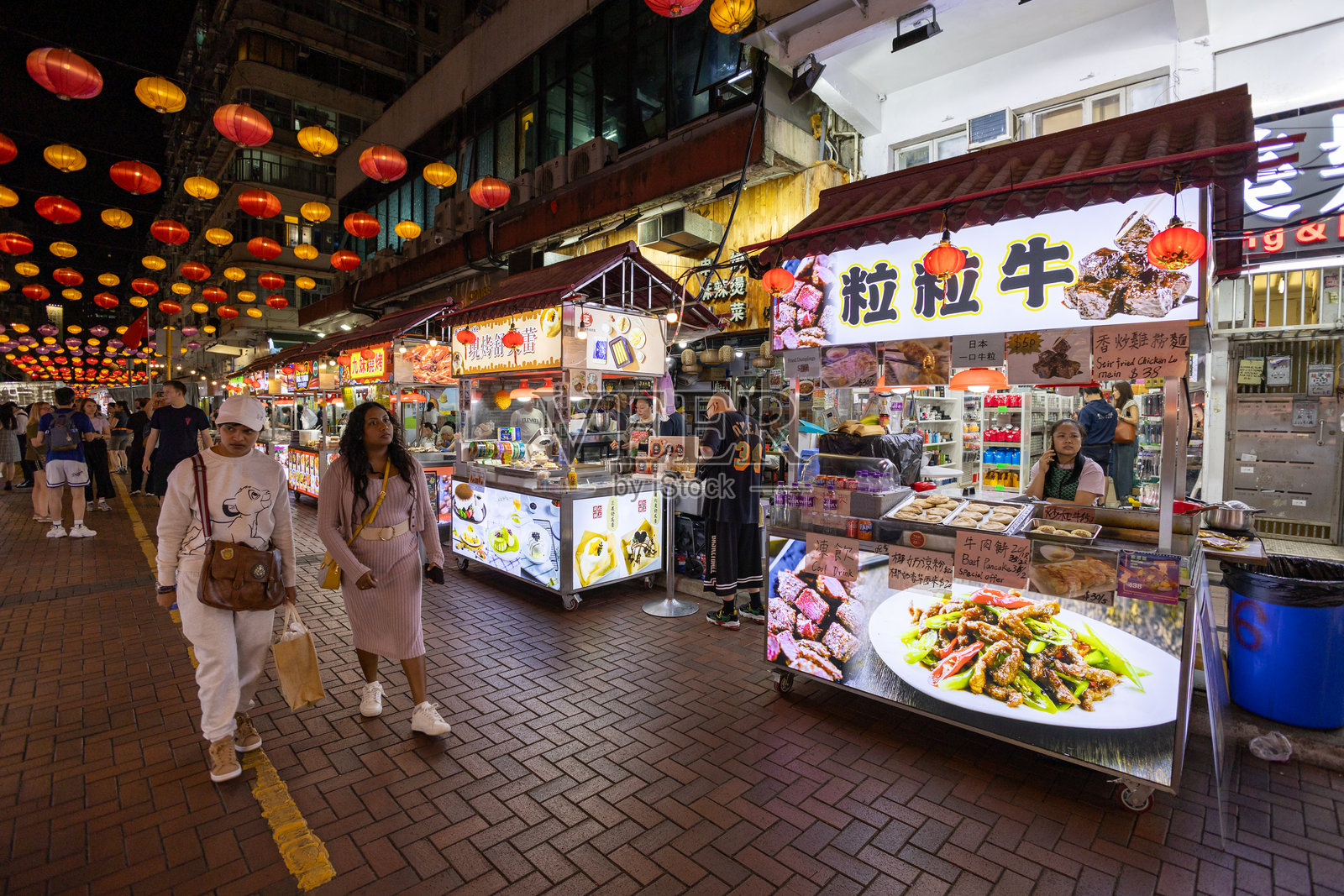 香港的庙街夜市照片摄影图片