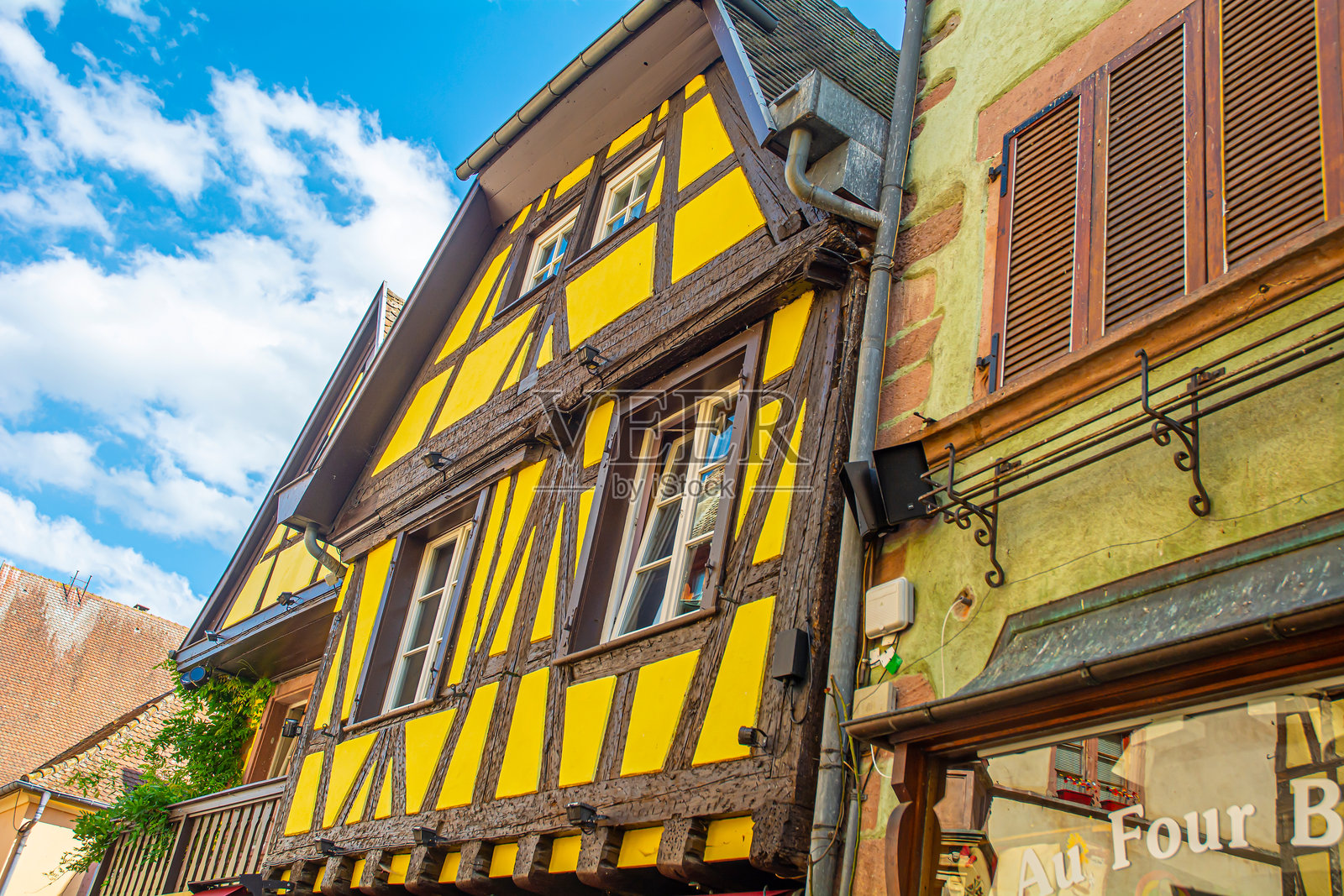 法国阿尔萨斯地区里克维尔村的传统彩色房屋。照片摄影图片