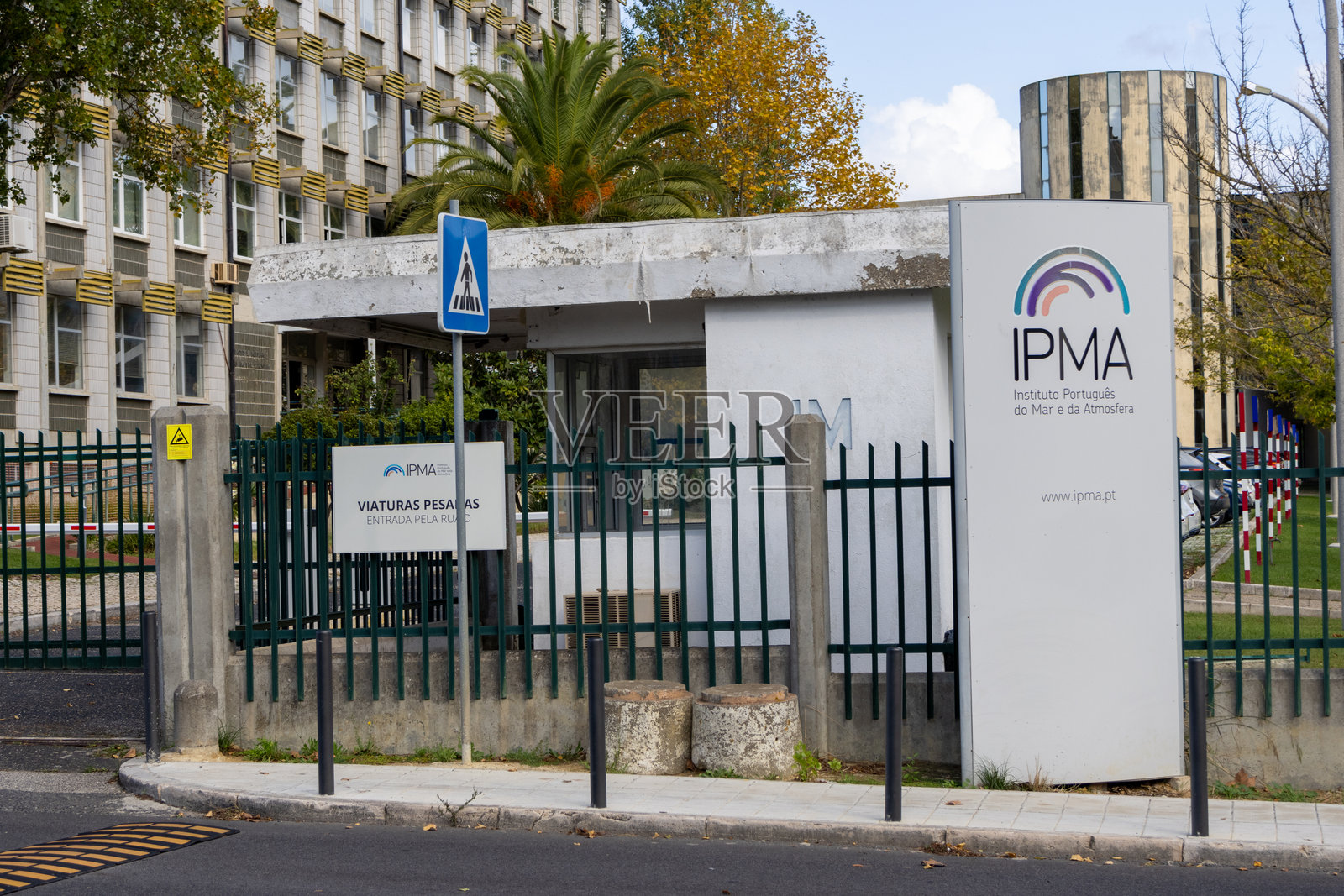 葡萄牙里斯本海洋与大气研究所总部照片摄影图片