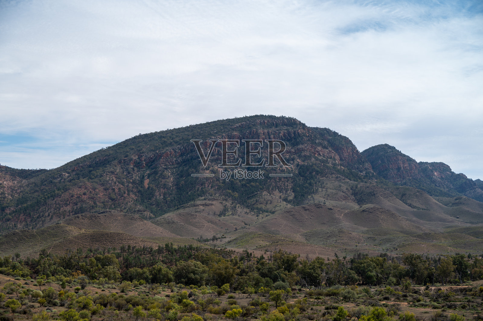 南澳大利亚弗林德斯山脉的风景如画的景观照片摄影图片