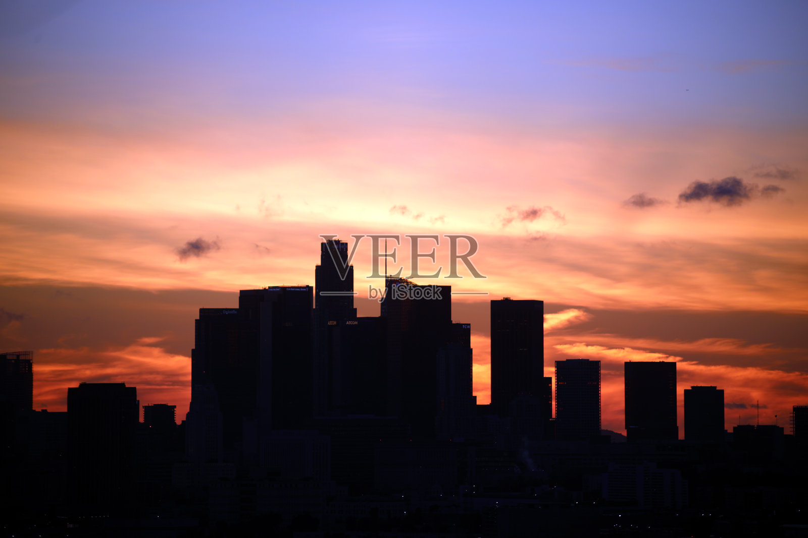 摩天大楼剪影照片摄影图片