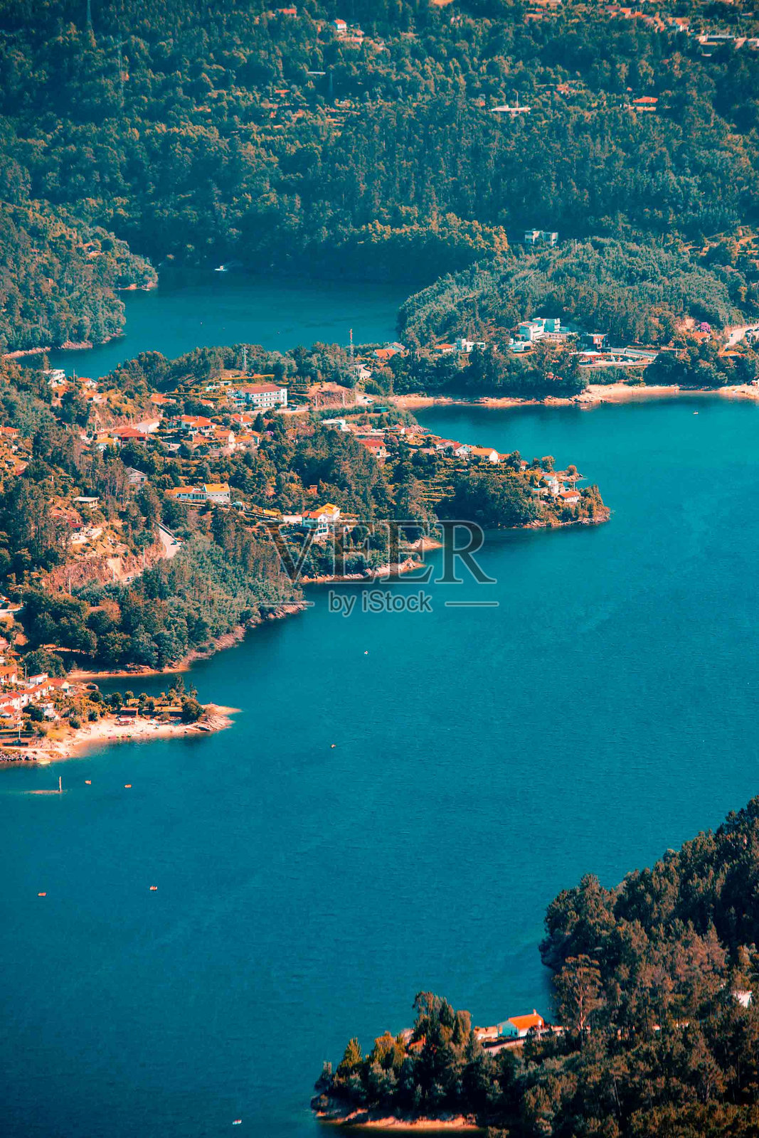 佩内达-热雷斯国家公园中的河流照片摄影图片