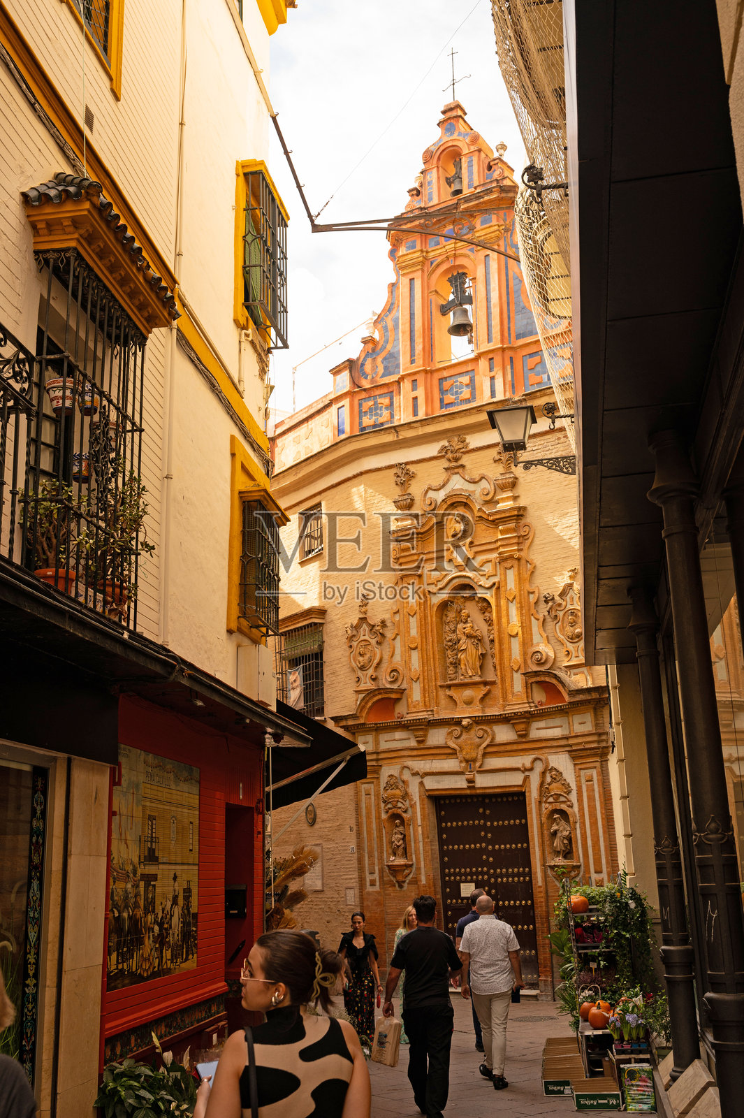 塞维利亚市中心的圣何塞小教堂照片摄影图片