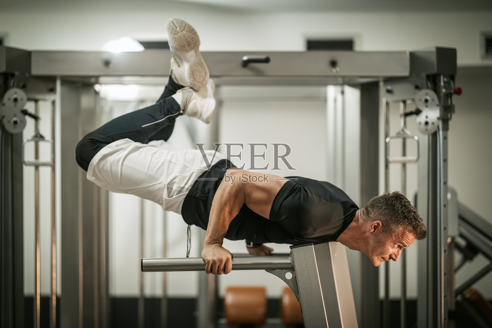 有效的身体训练照片摄影图片