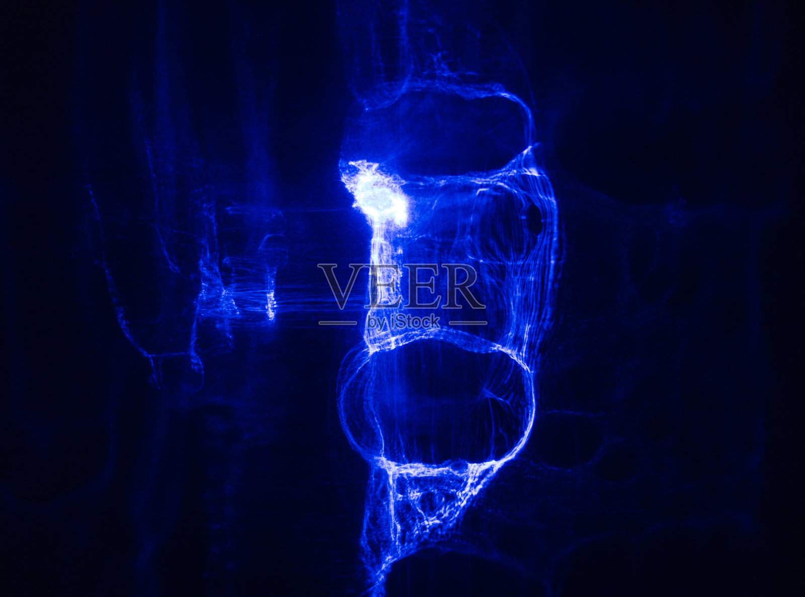 抽象的蓝色光背景与椭圆图案照片摄影图片