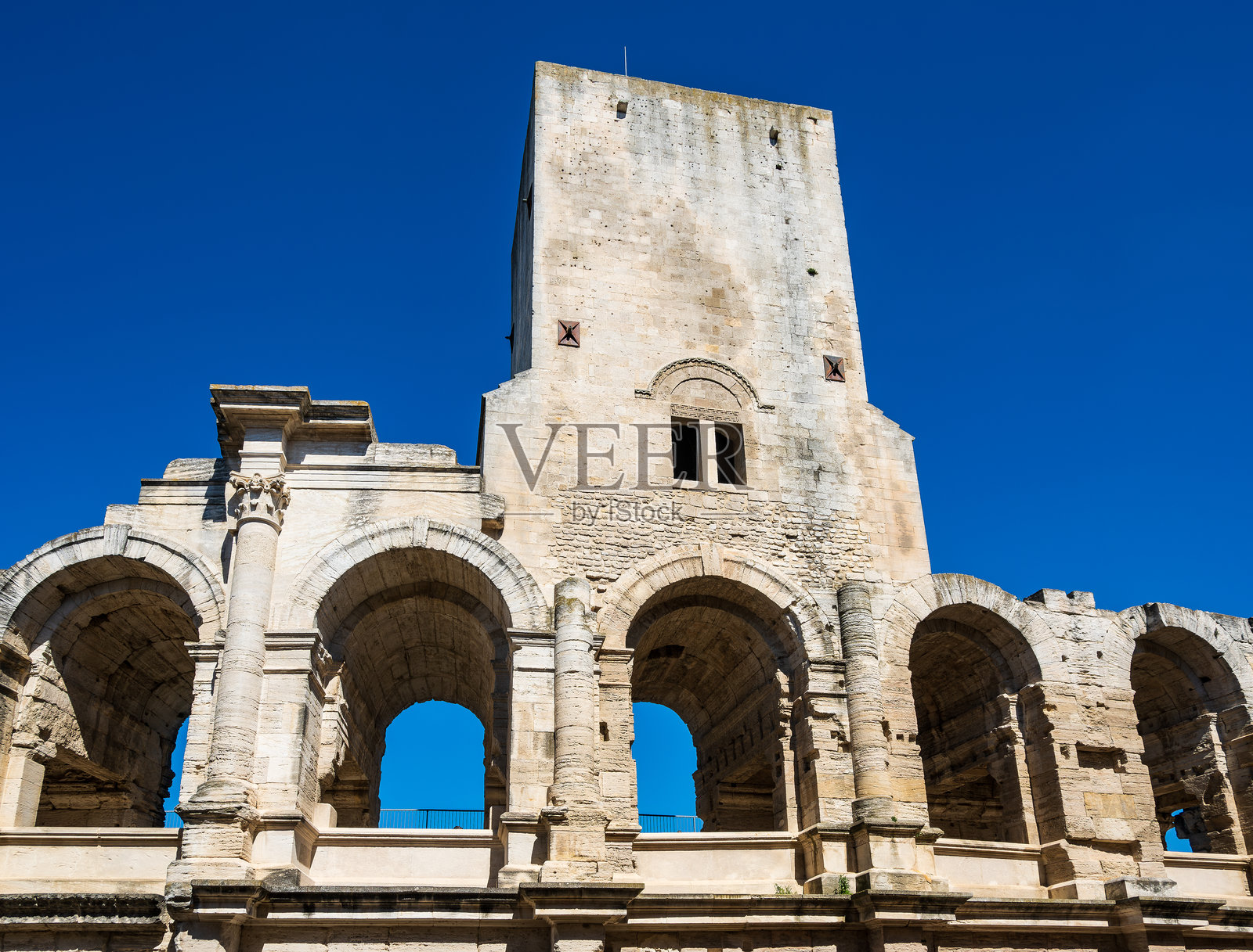 阿尔勒竞技场 - 法国南部的阿尔勒照片摄影图片