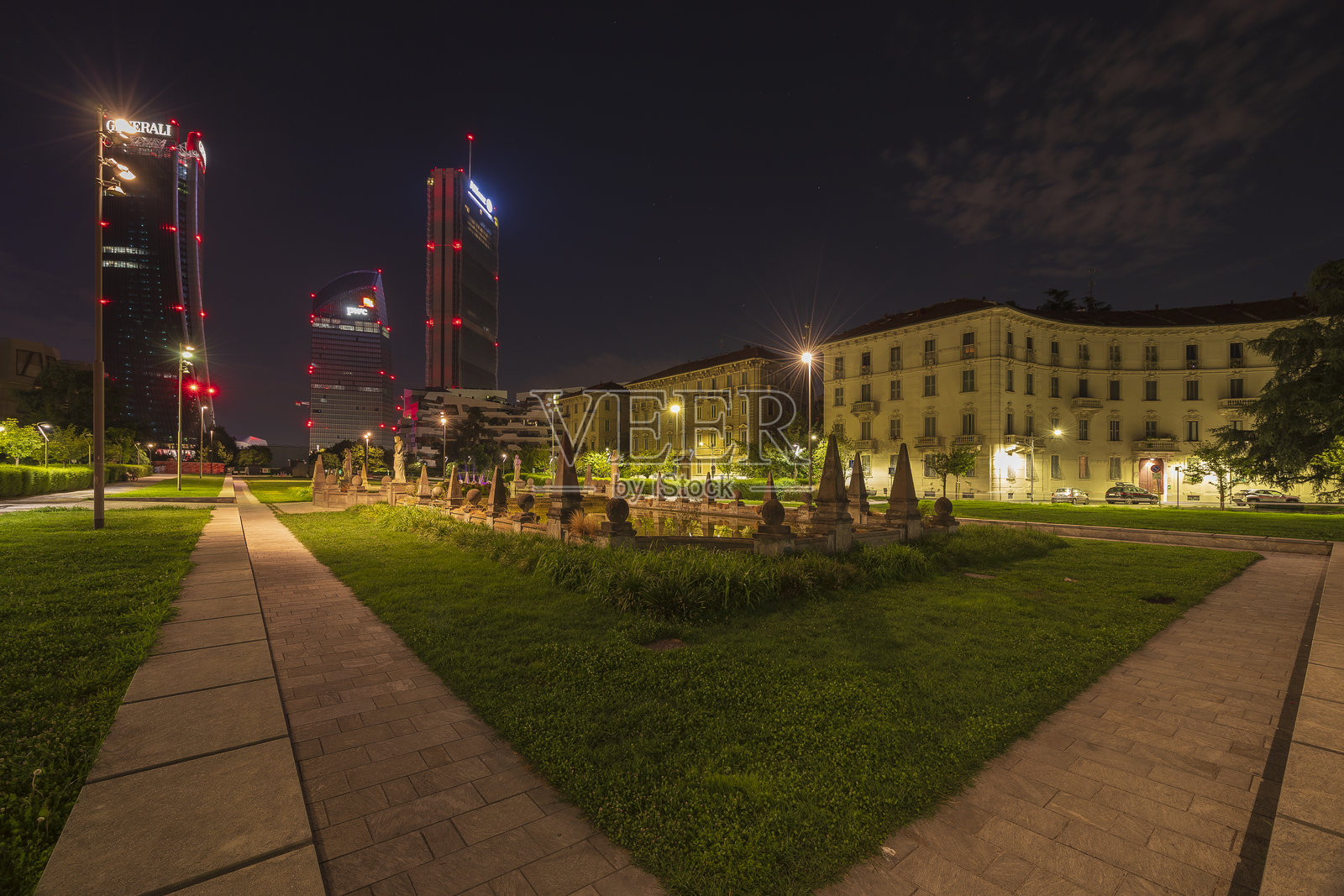 米兰三塔广场照片摄影图片