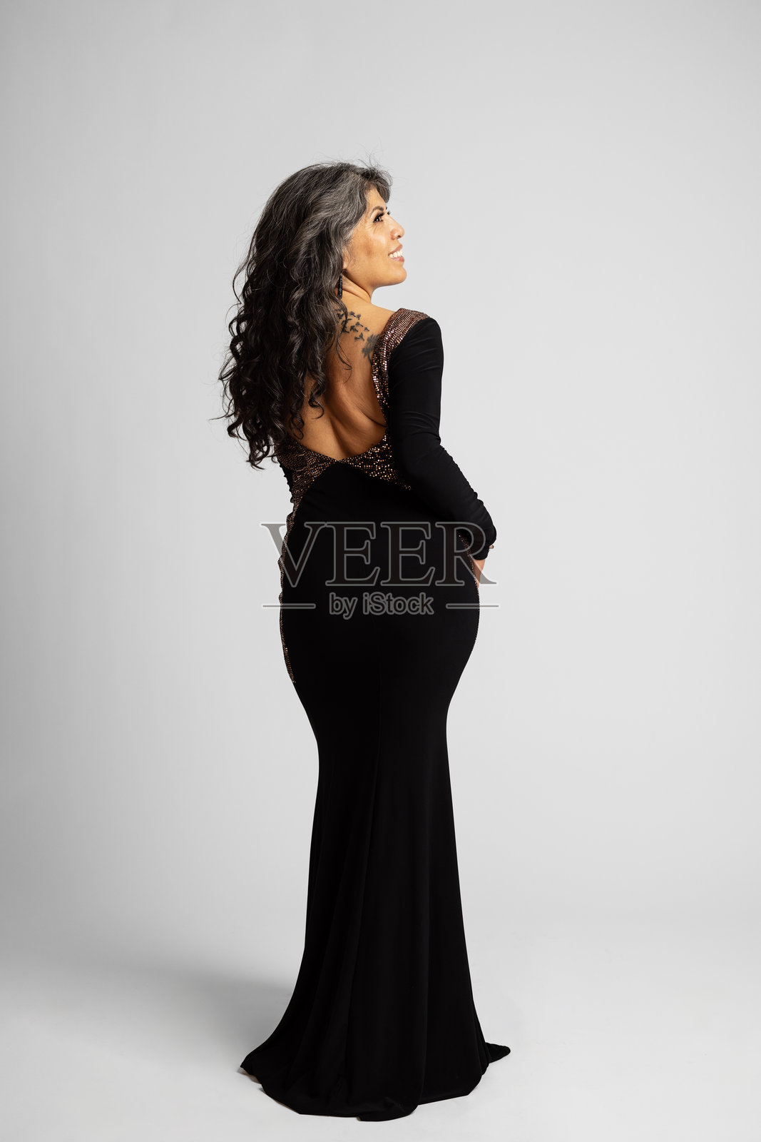 西班牙裔女性肖像照片摄影图片