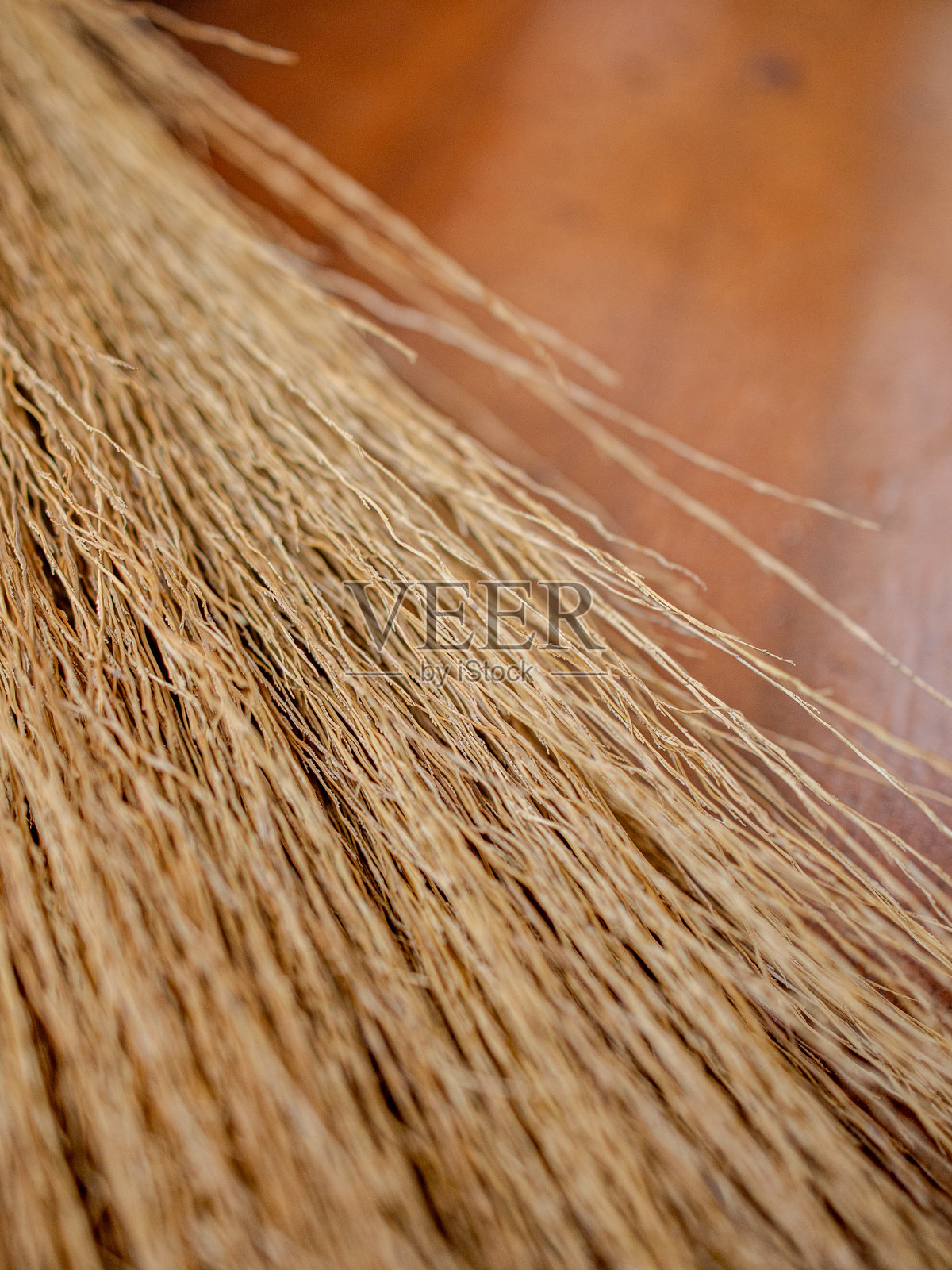 扫帚特写照片摄影图片