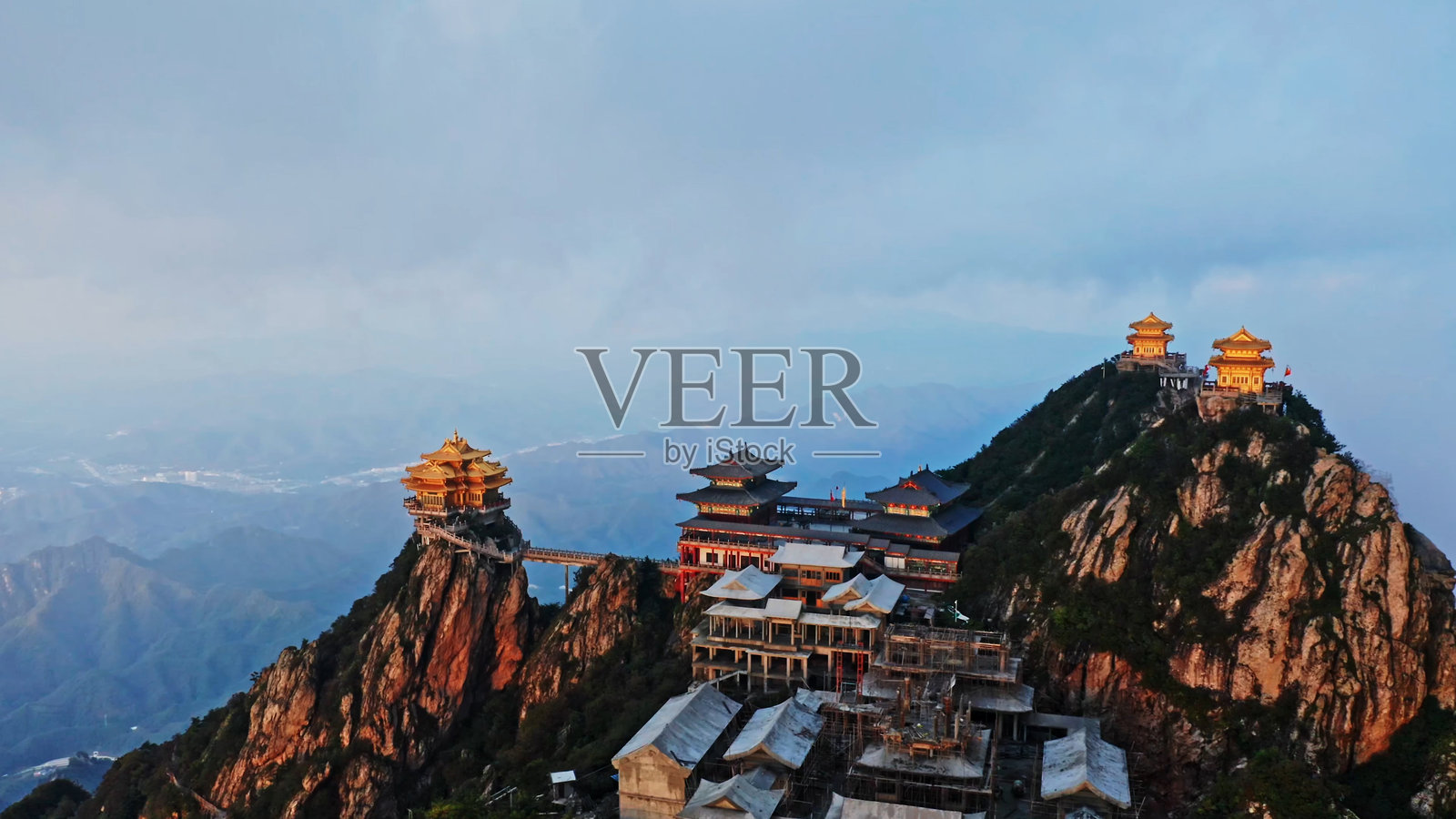 老君山，河南省洛阳市栾川县，中国，亚洲。照片摄影图片