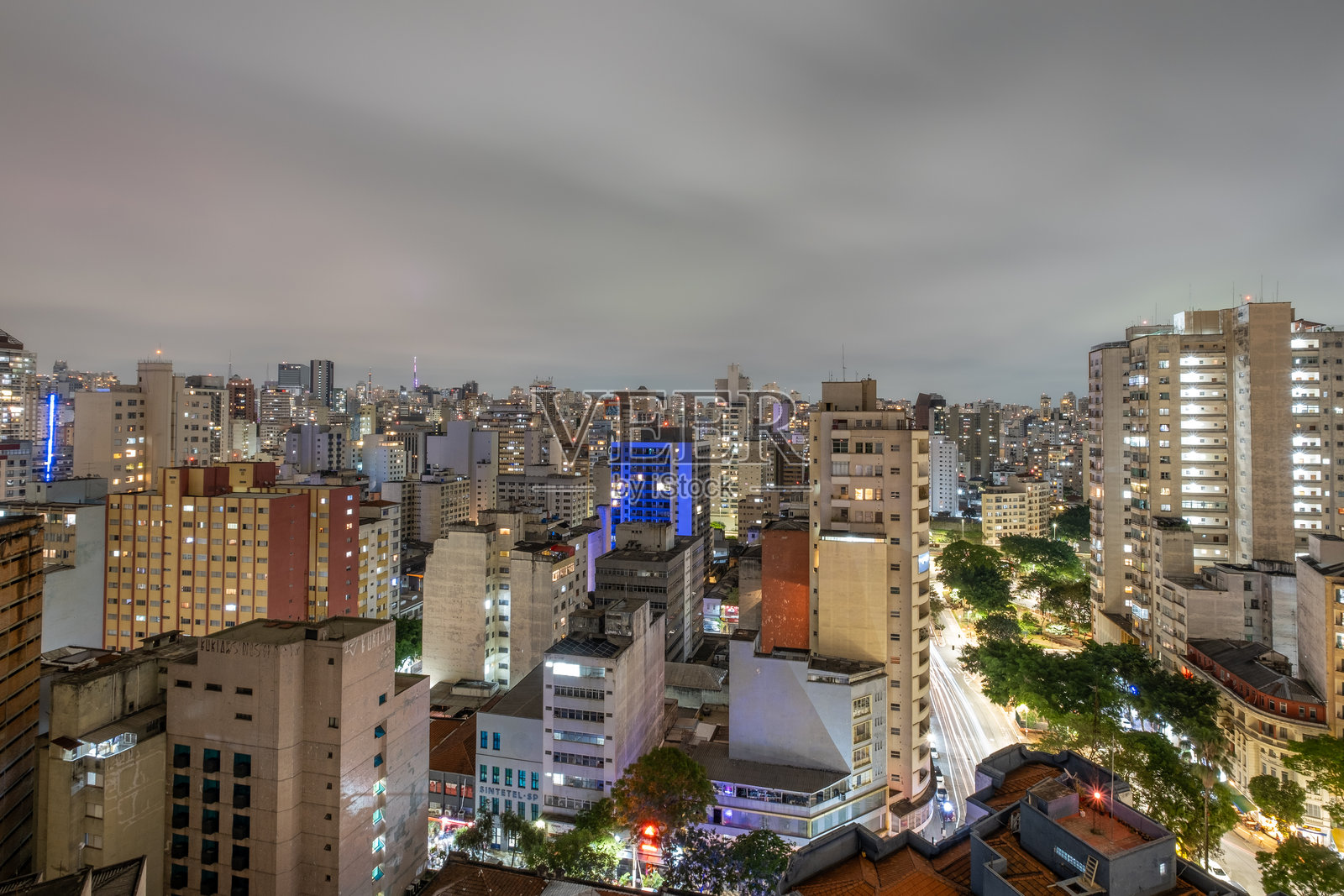 巴西圣保罗大城市的夜景照片摄影图片