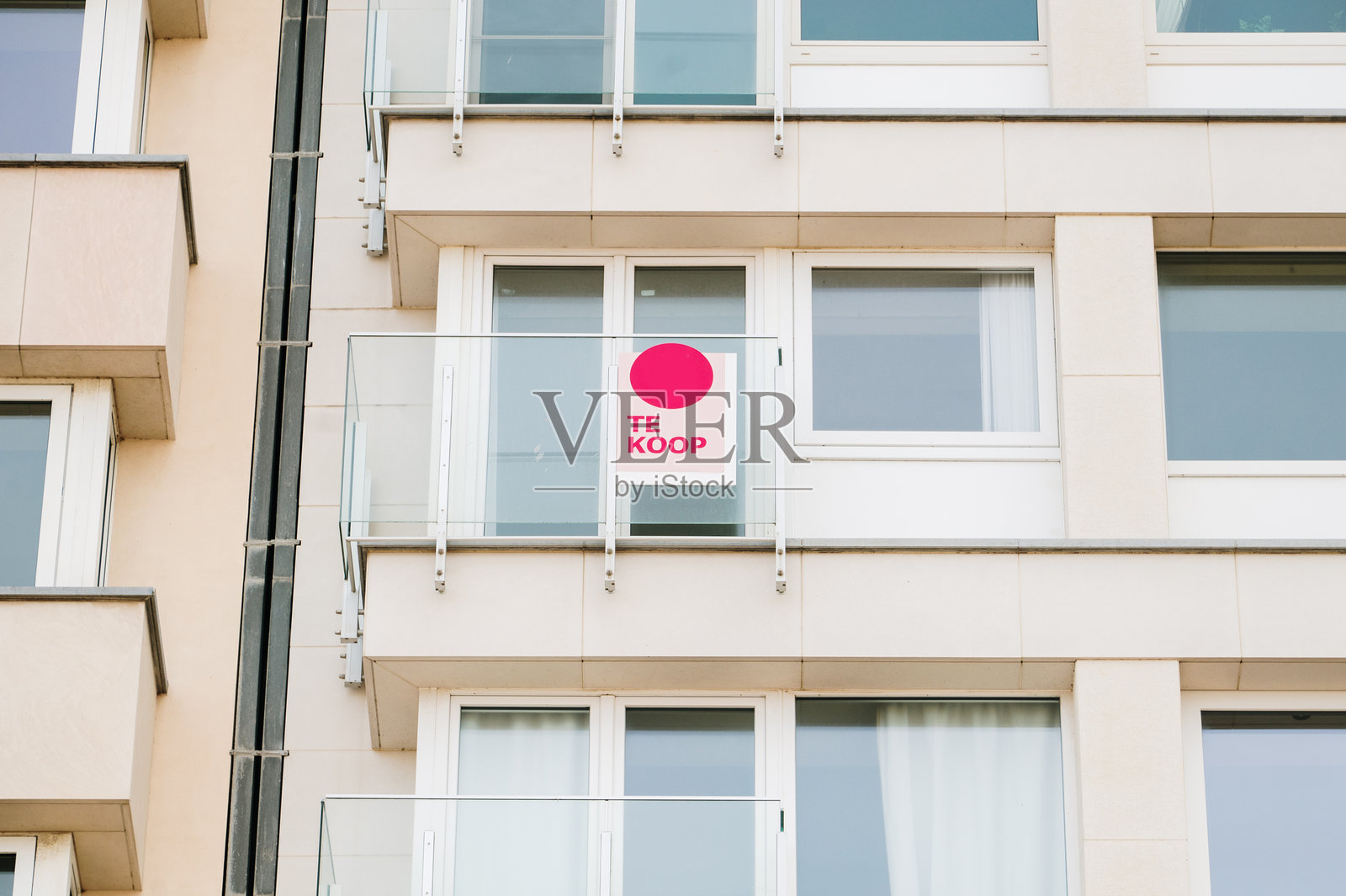 荷兰语的出售标志照片摄影图片