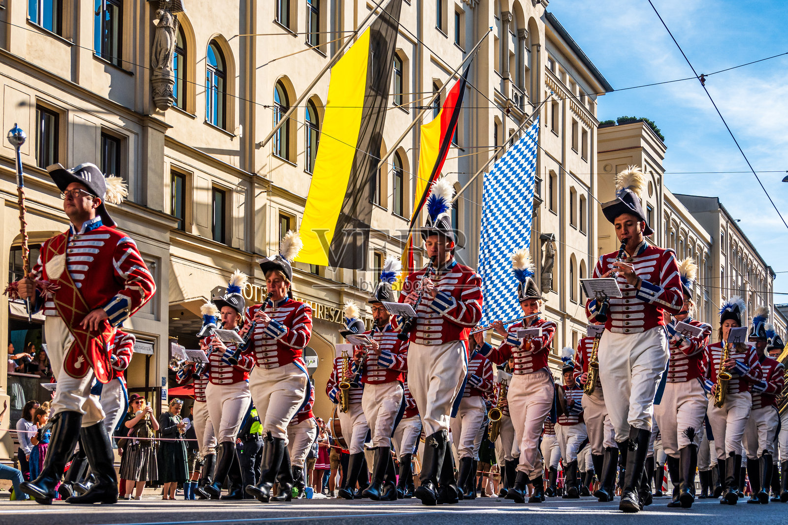 慕尼黑啤酒节开幕式上的游行照片摄影图片