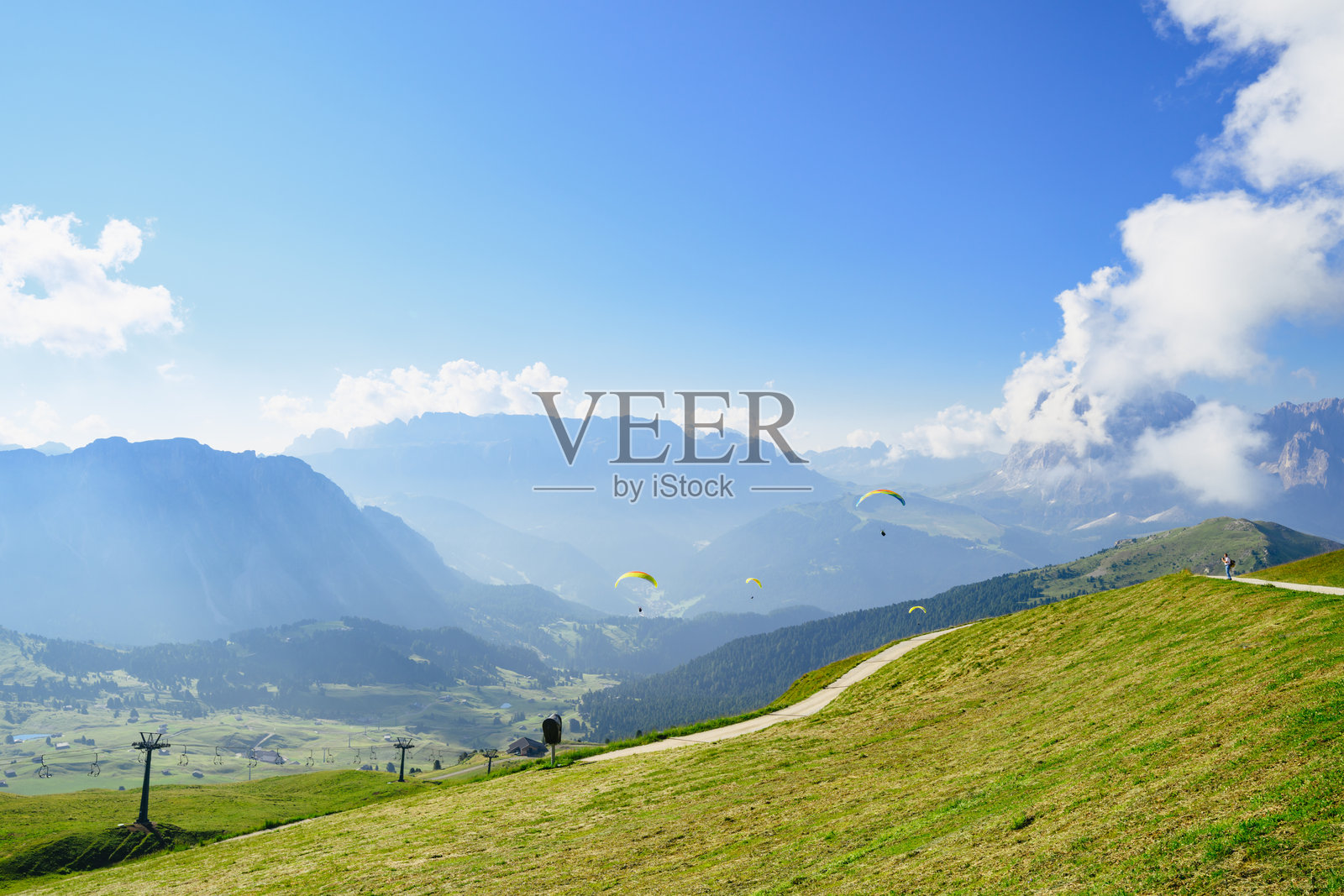 意大利阿尔卑斯山多洛米蒂山脉著名风景区的美丽景观照片摄影图片
