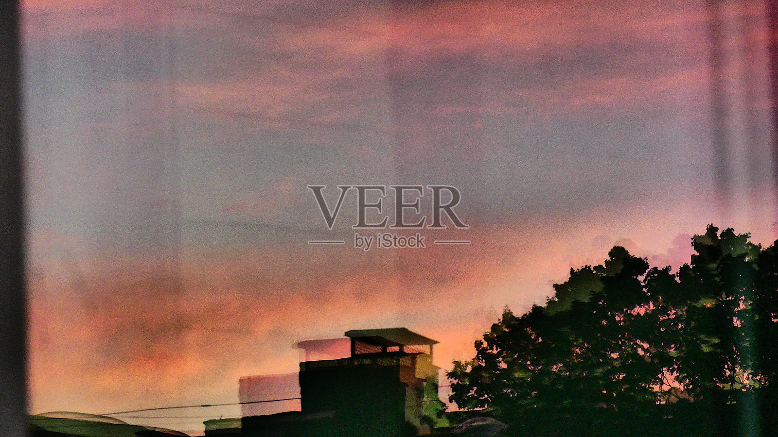 窗外的日落照片摄影图片