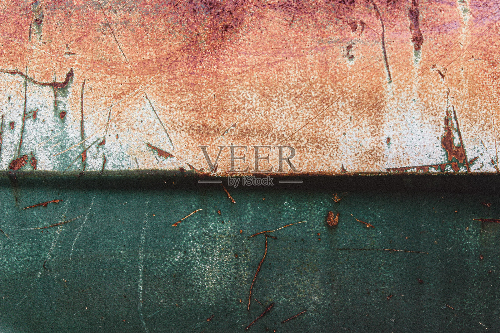 两种颜色的旧生锈车辆照片摄影图片