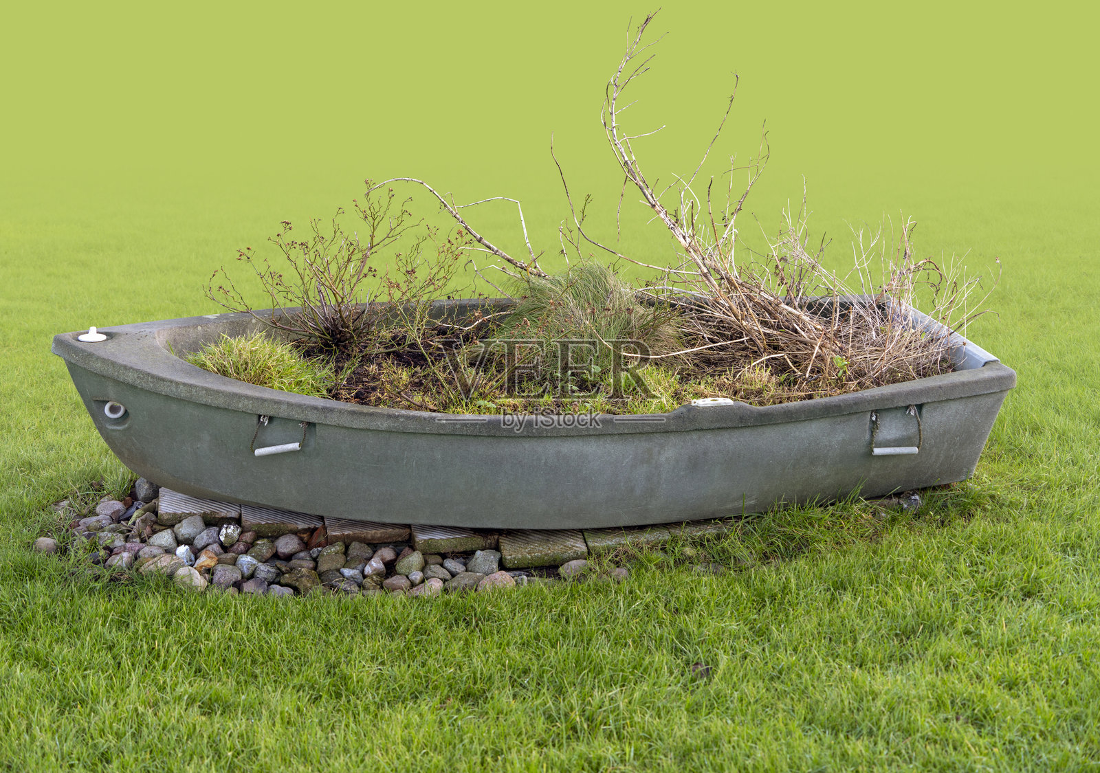 种植的小船照片摄影图片