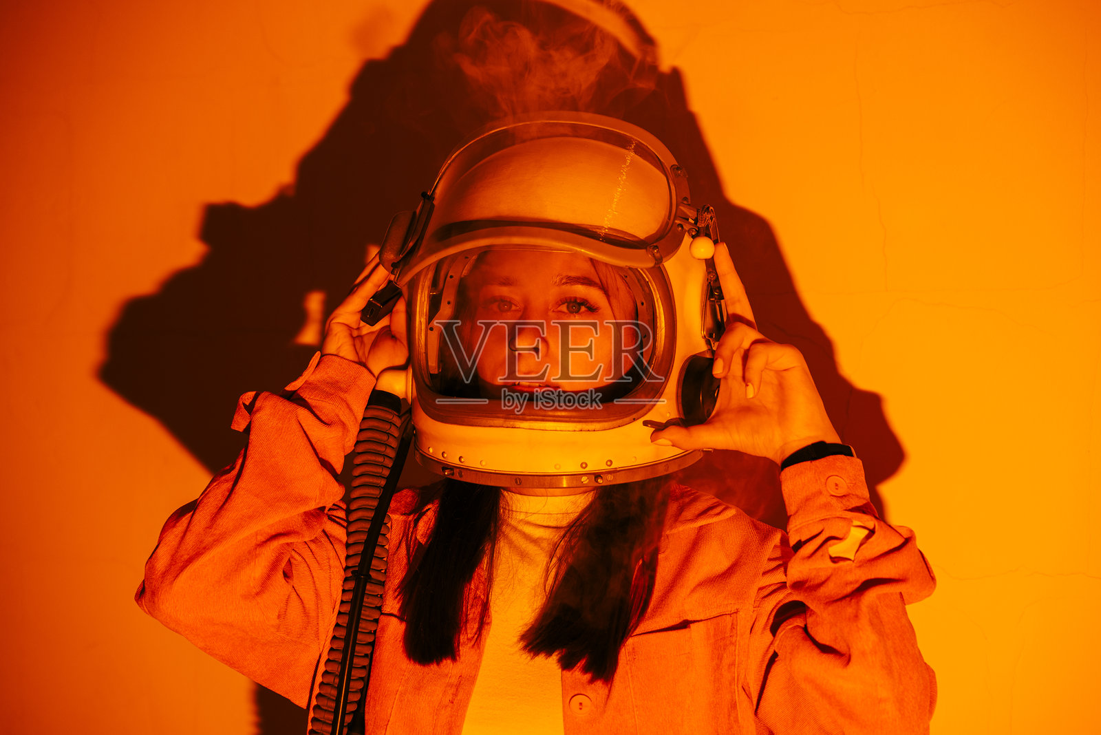 宇航员头盔照片摄影图片