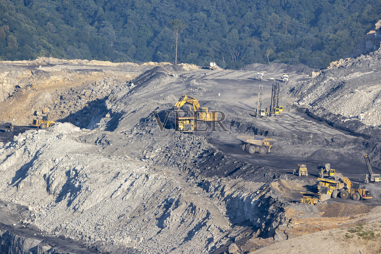 煤矿开采照片摄影图片