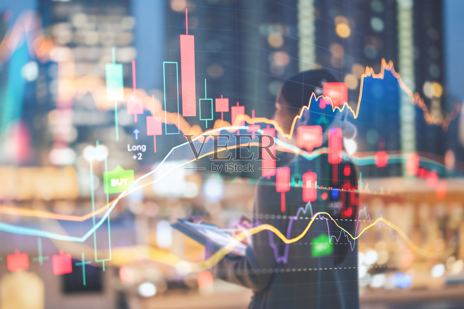 利用现代金融数据工作流程进行商业投资，实时买卖股票市场和加密货币，受人工智能洞察驱动。照片摄影图片