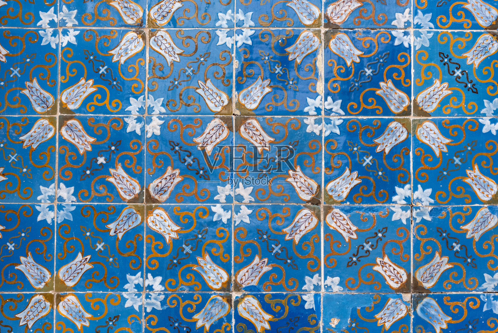 葡萄牙布拉加市中心的雷奥宫外立面上美丽的传统蓝色瓷砖照片摄影图片