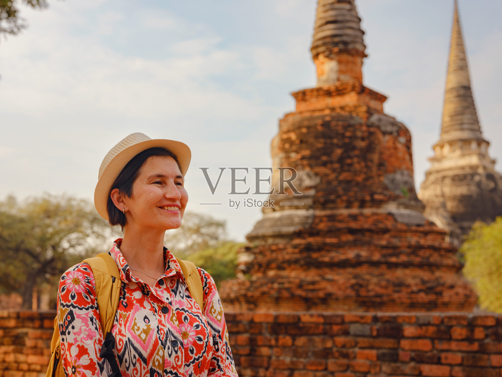 前往泰国阿育他亚古城照片摄影图片