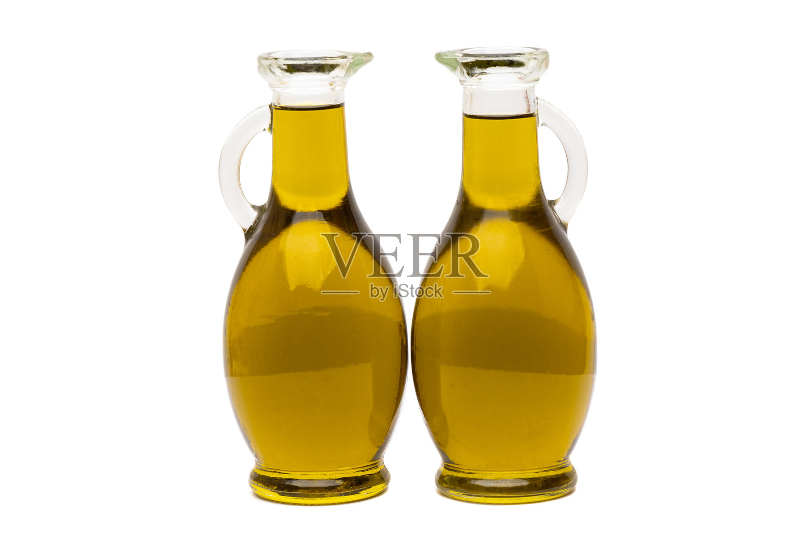 新鲜橄榄与橄榄油隔离展示照片摄影图片