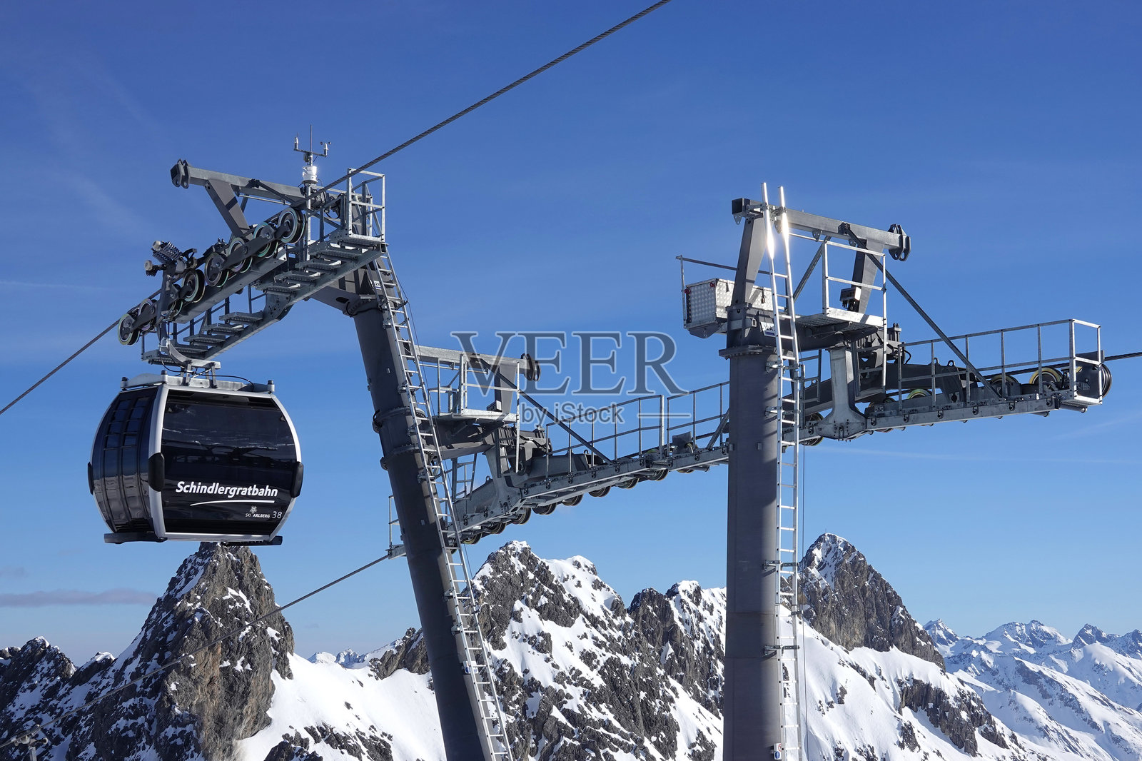 在奥地利圣安东滑雪照片摄影图片