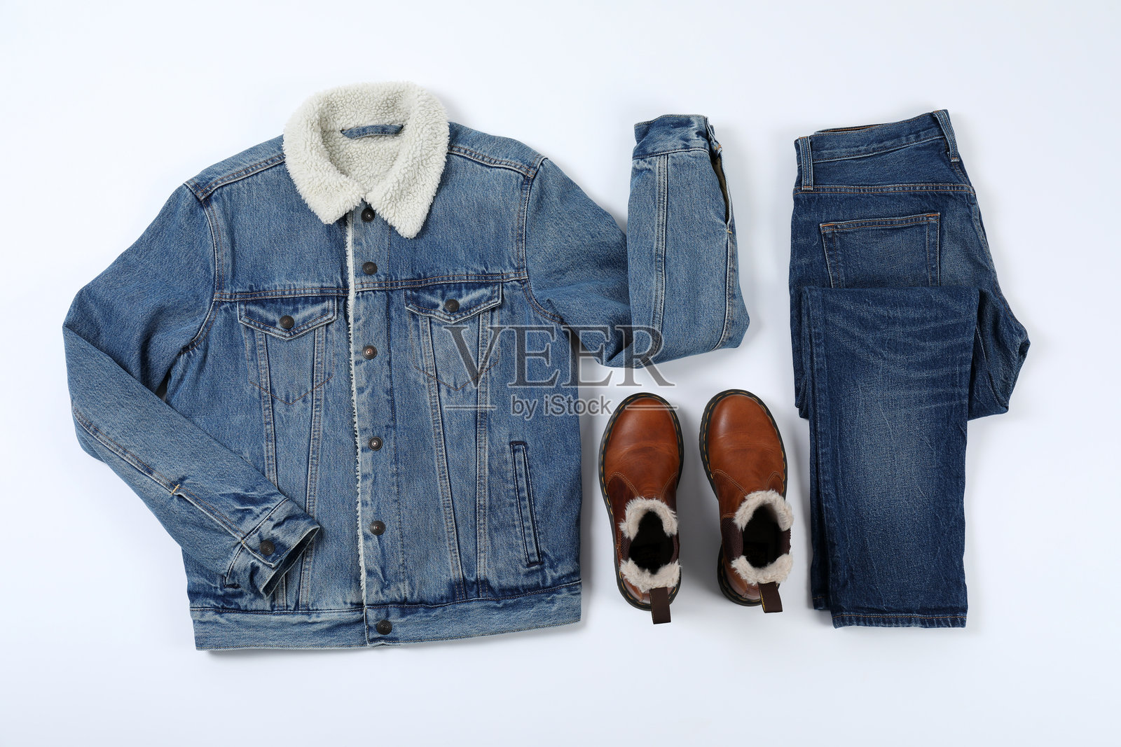 冬季服装的概念在白色背景上照片摄影图片