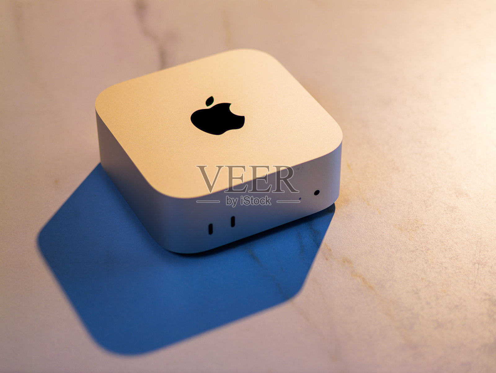 新款苹果Mac Mini（2024）照片摄影图片