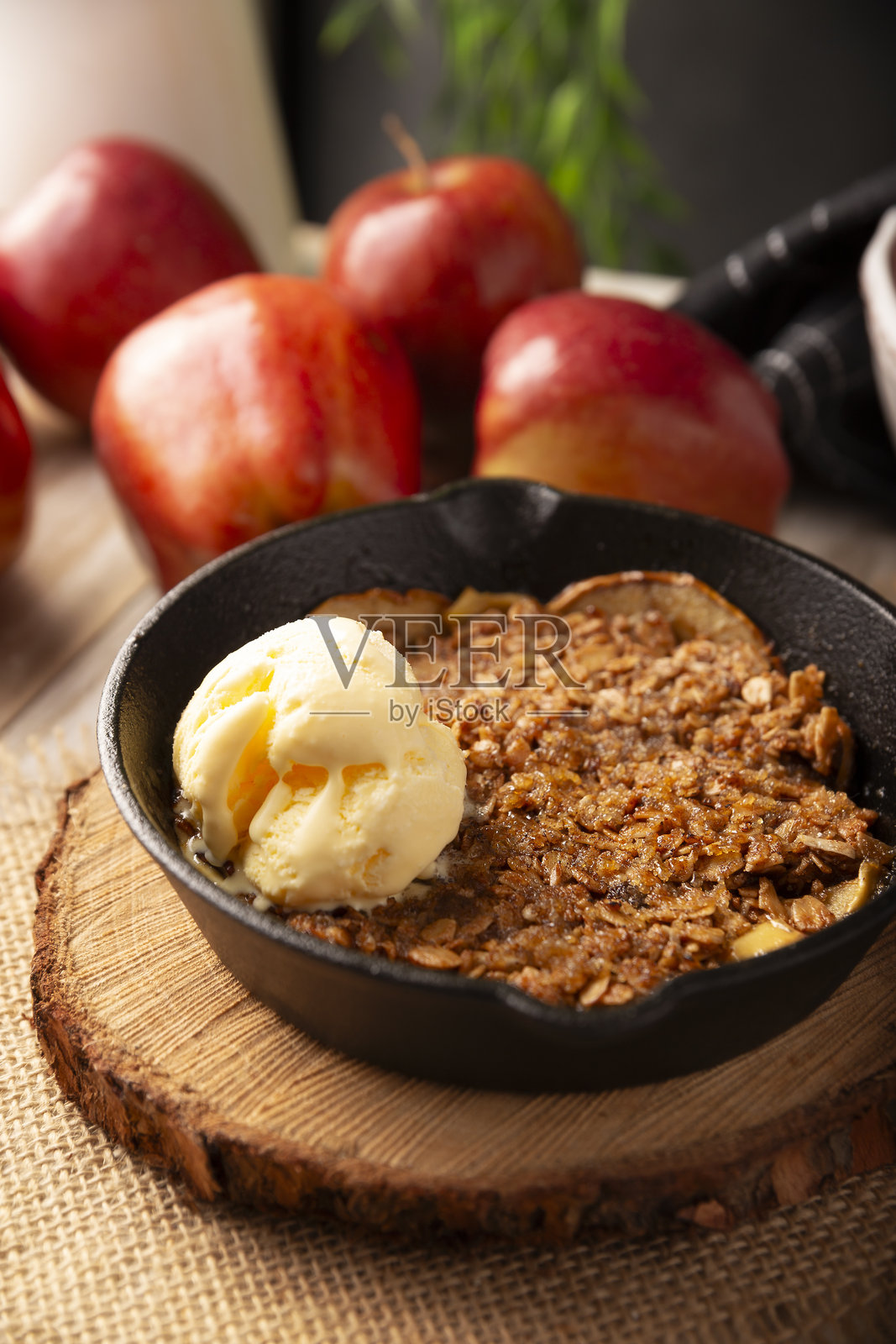 自制苹果燕麦脆饼食谱照片摄影图片