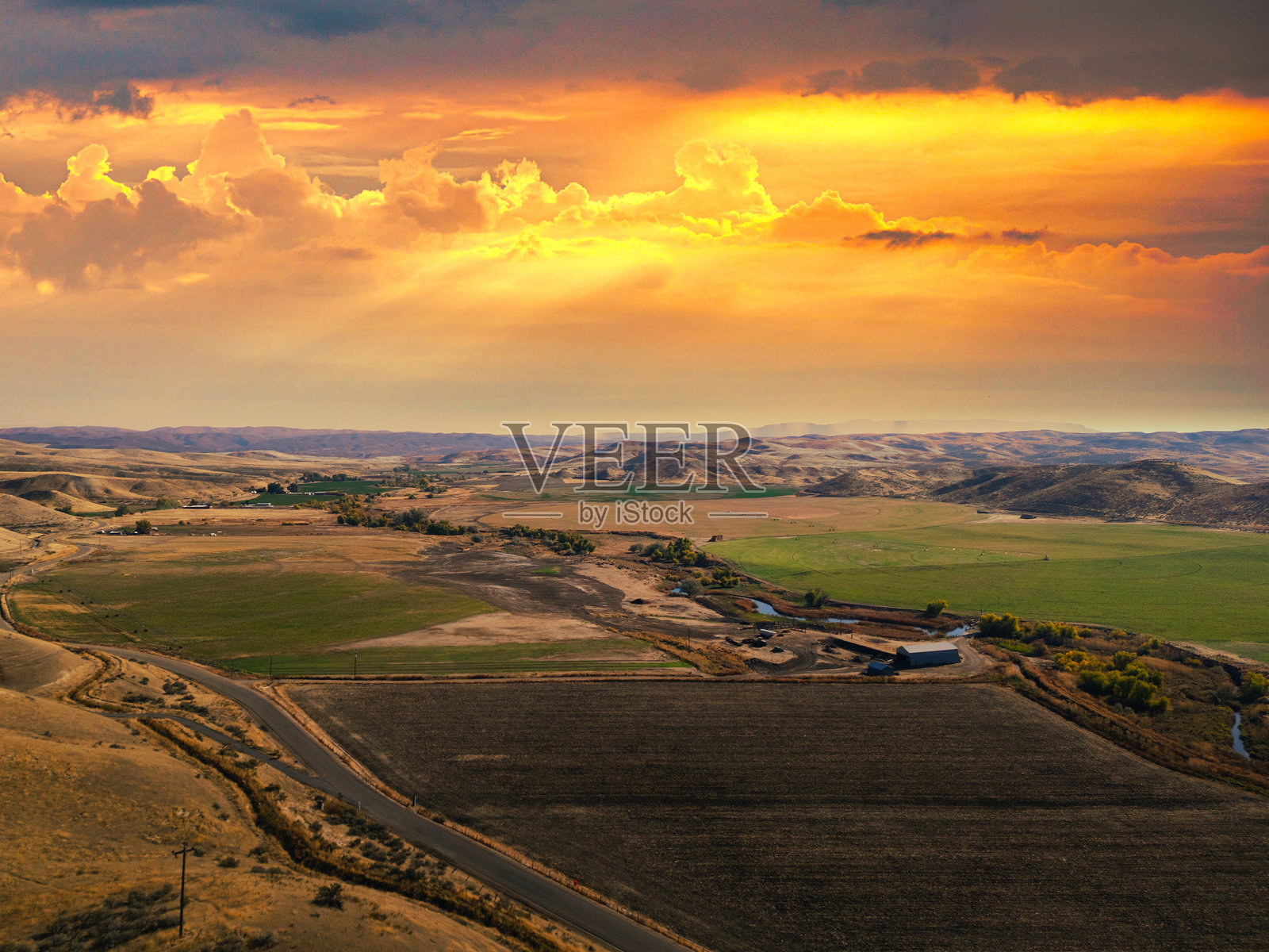 天际晨曦照片摄影图片
