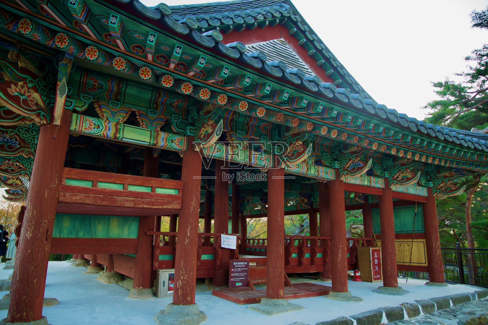 江陵的庆浦台传统建筑照片摄影图片