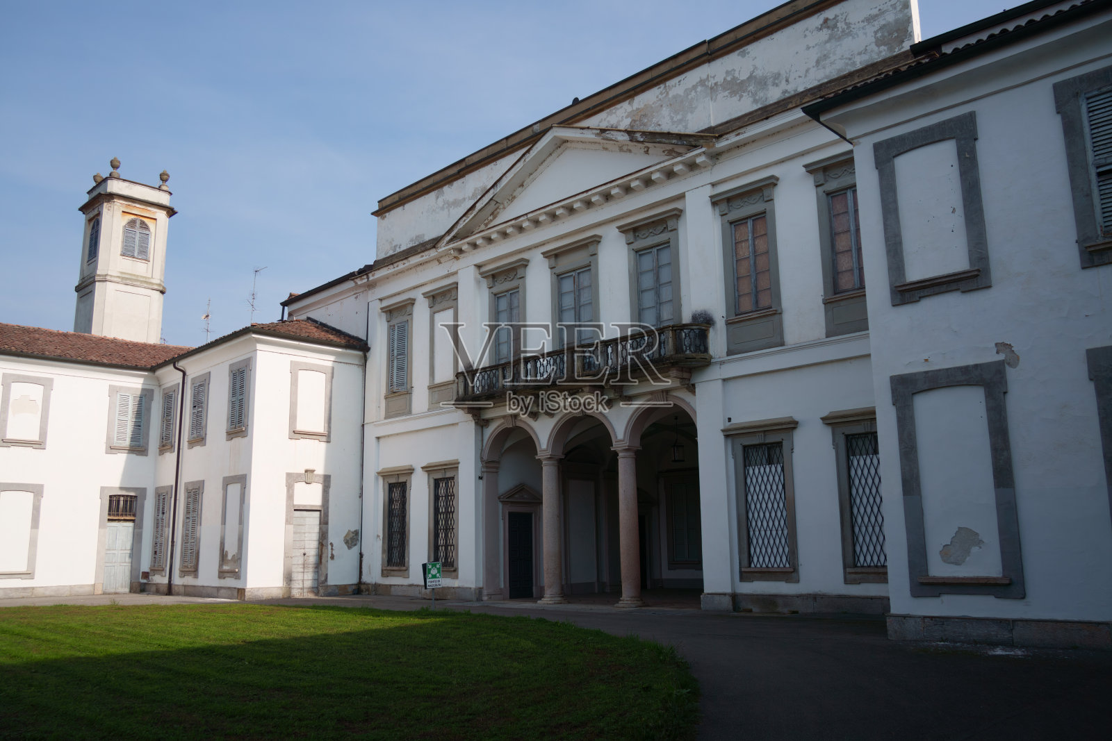 米拉贝洛别墅，位于蒙扎公园的历史建筑照片摄影图片