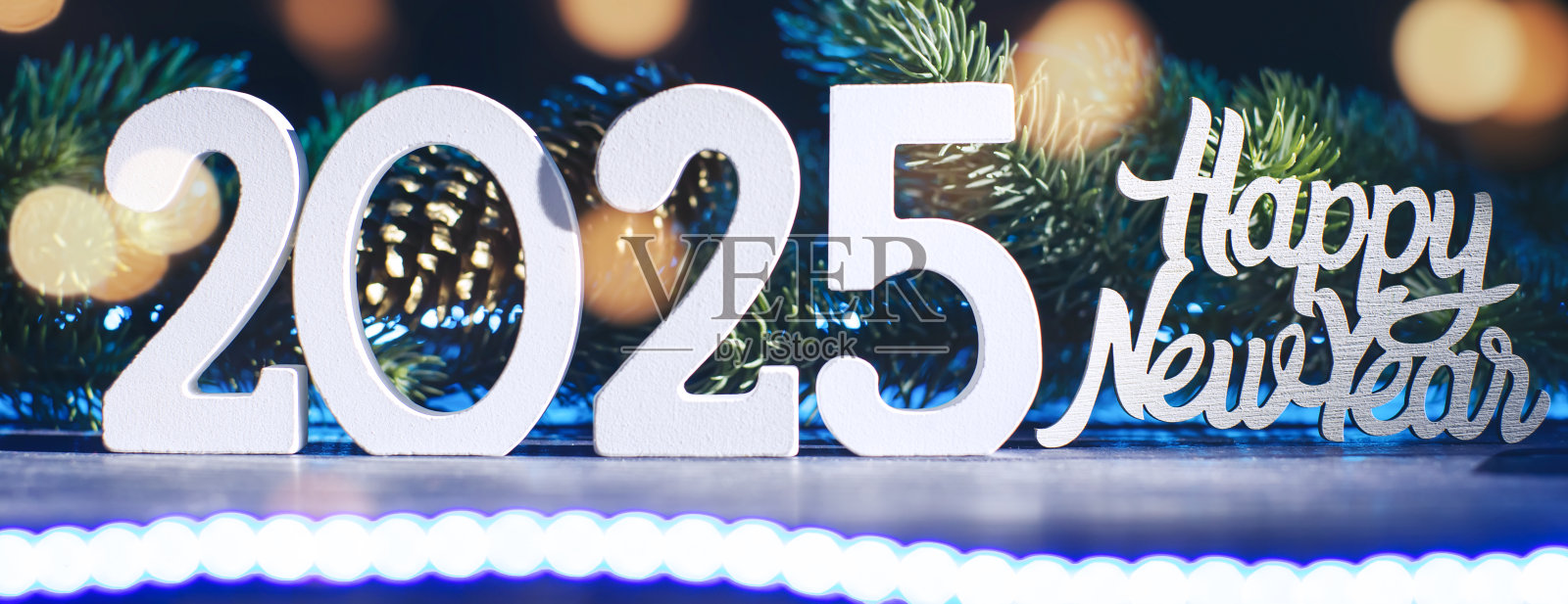 2025年新年 - 庆祝活动 - 抽象虚化灯光。美丽的全景网页横幅照片摄影图片