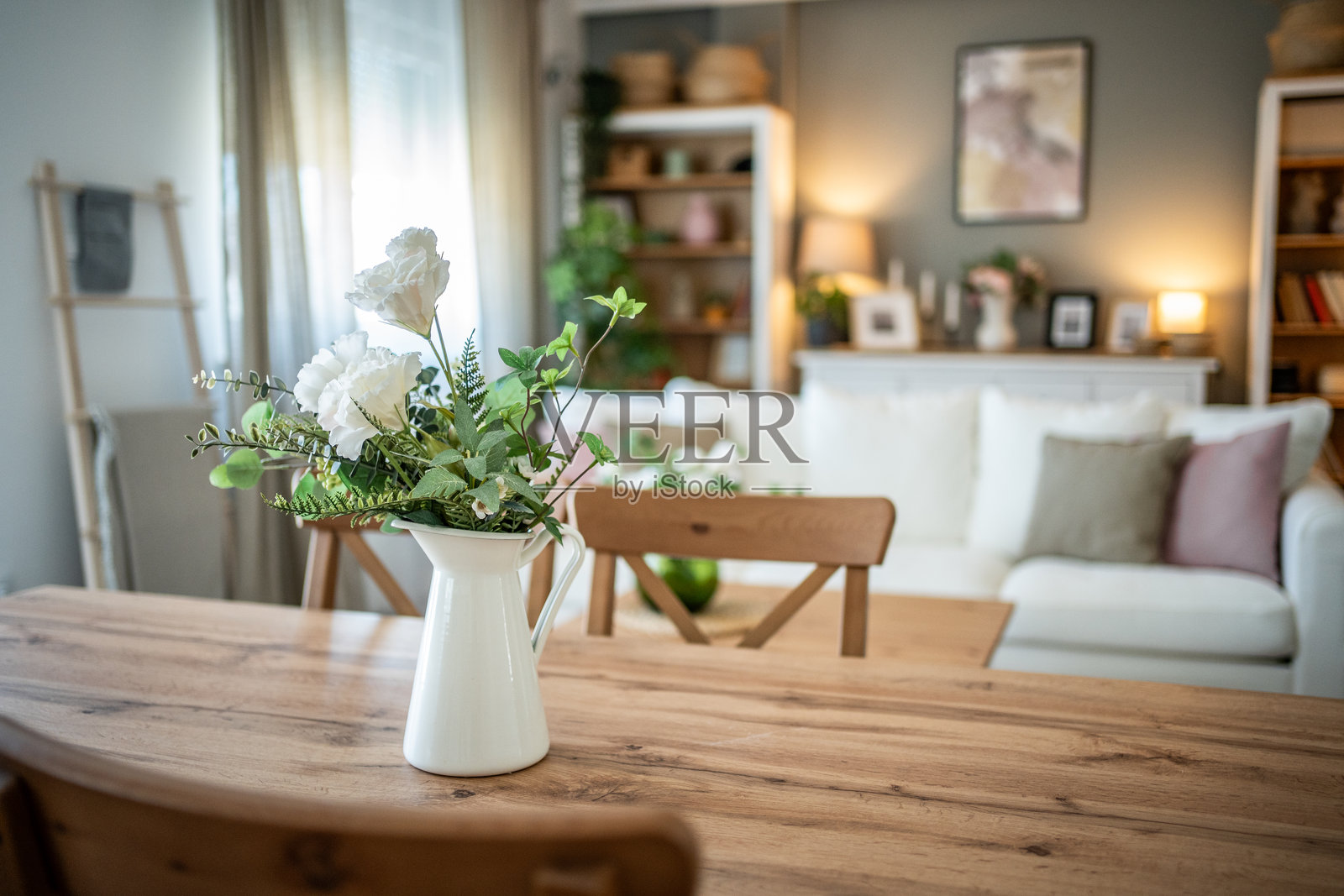 可爱的储蓄：一只为未来准备的象形储蓄罐照片摄影图片