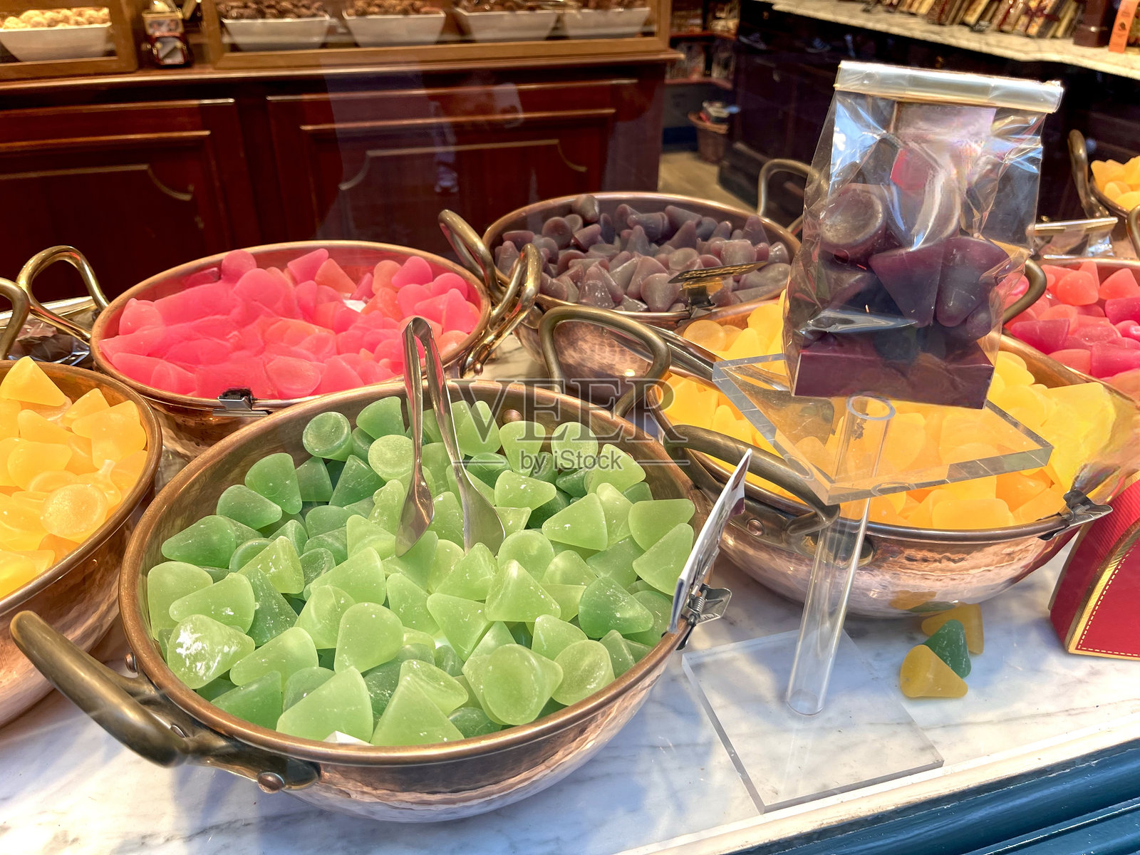 五彩缤纷的甜点照片摄影图片