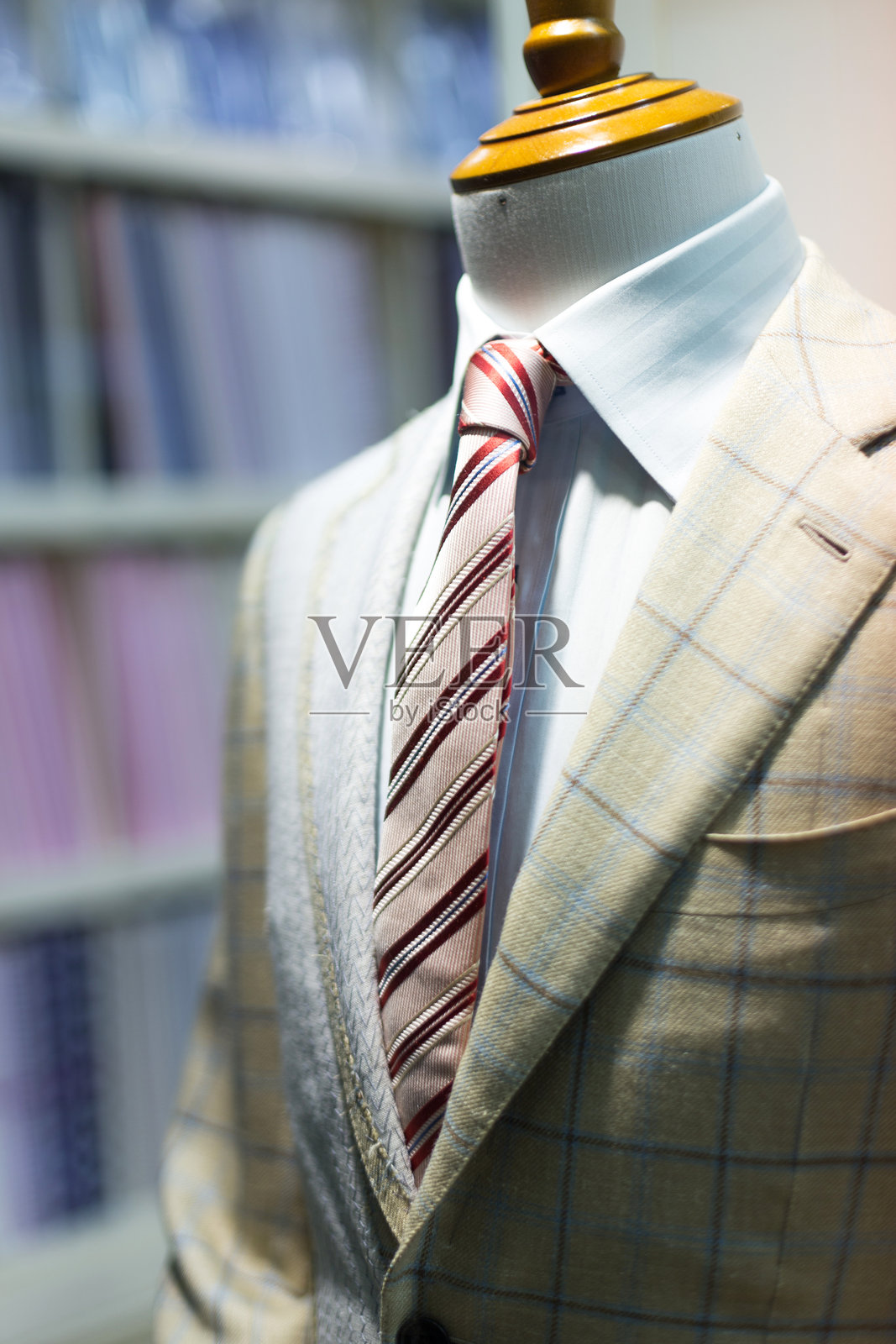 商务男装照片摄影图片