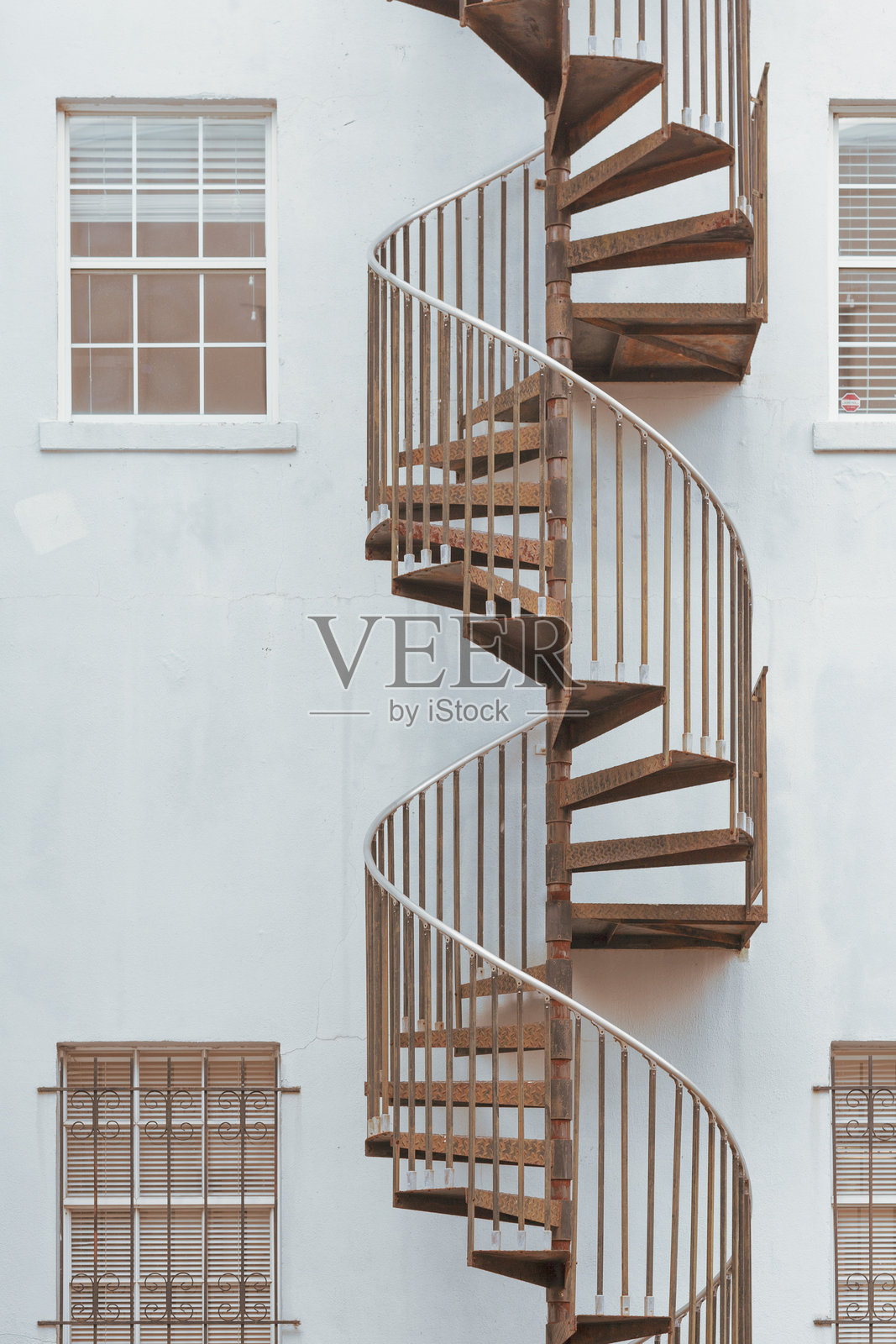 螺旋楼梯和窗户的历史美国建筑照片摄影图片