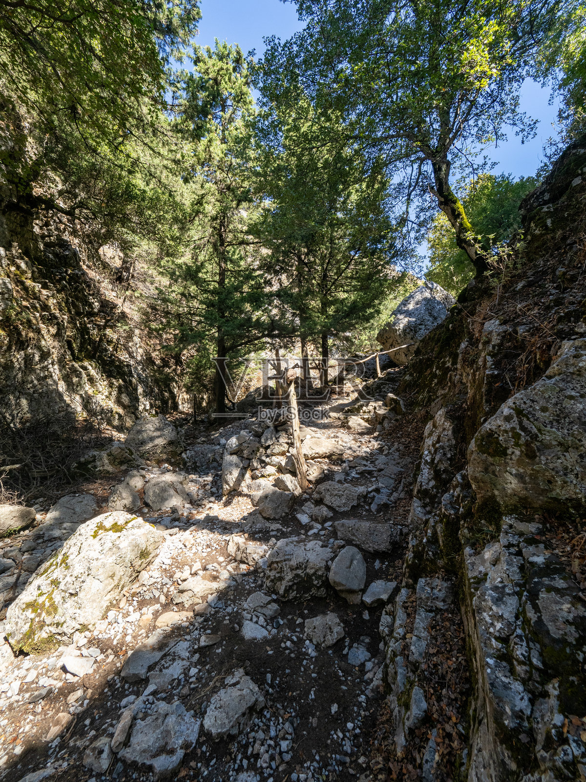 克里特岛伊姆布罗斯峡谷的小径照片摄影图片