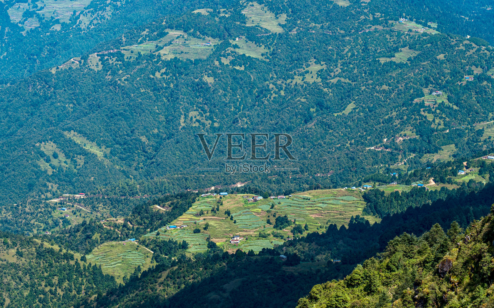 山脉的风景视图照片摄影图片