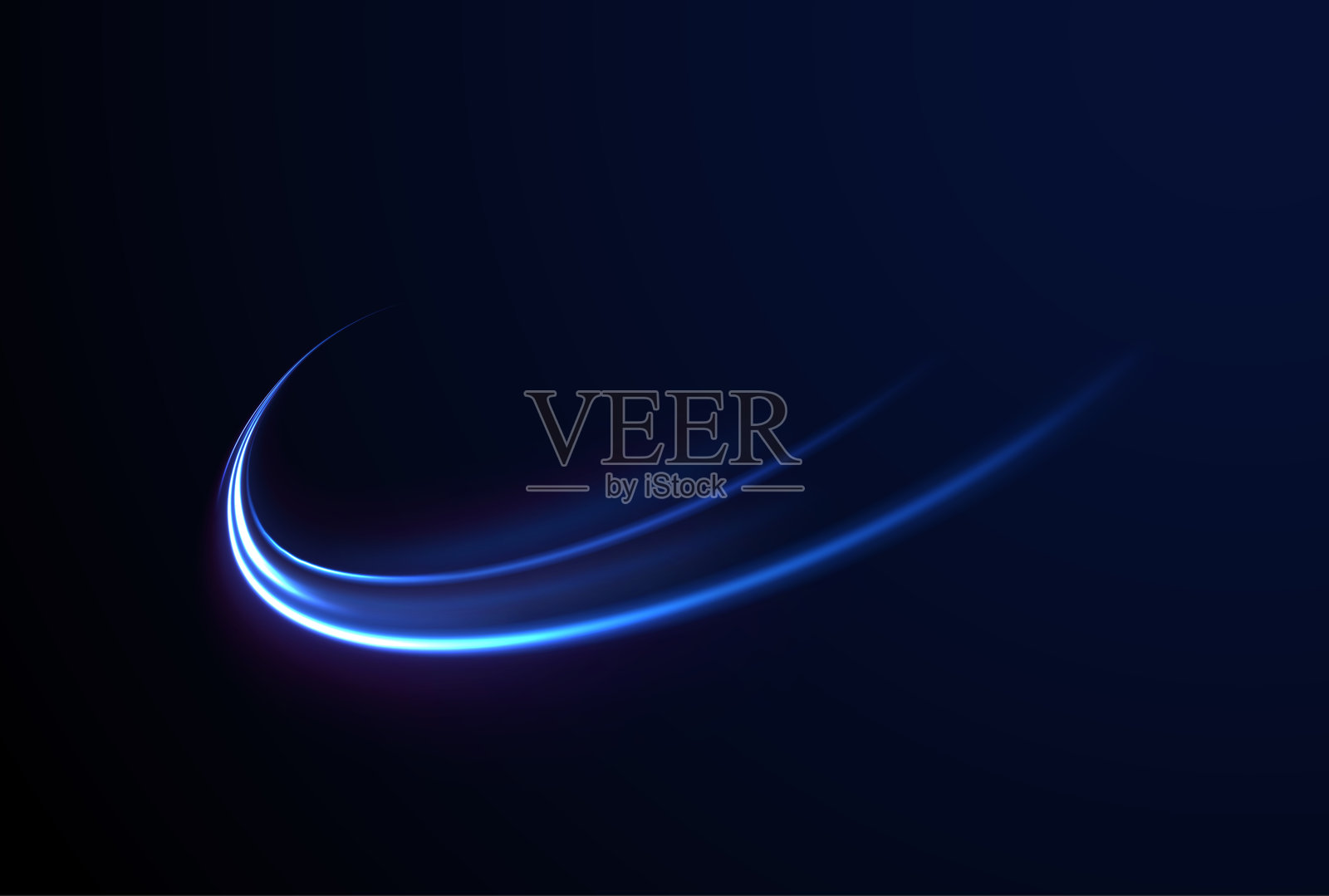 夜间道路上的加速运动。蓝色光线的光束插图，速度运动背景中的条纹线。闪烁的蓝色波光效果。插画图片素材