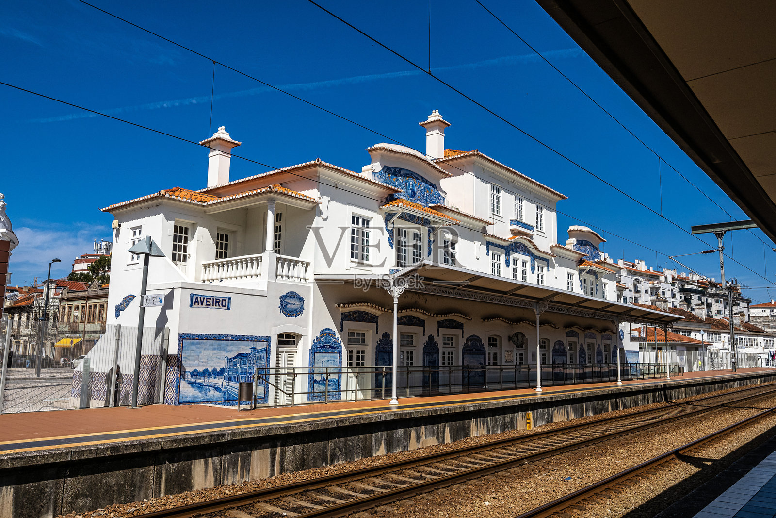 装饰有典型蓝色瓷砖的老阿维罗火车站历史建筑照片摄影图片