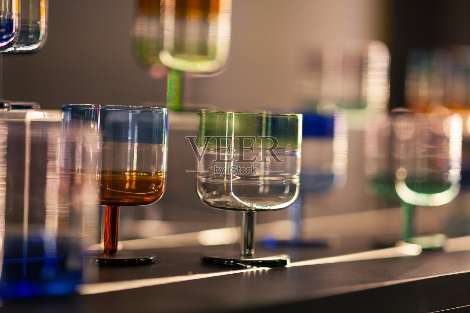 玻璃器皿细节照片摄影图片