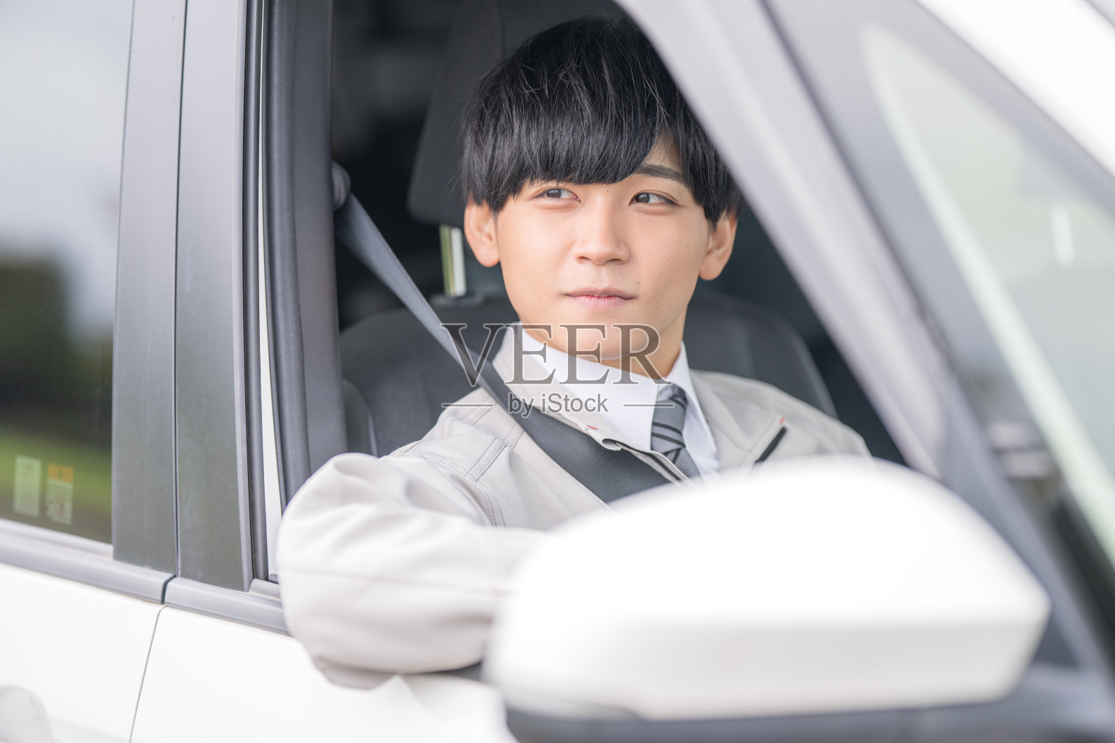 商人驾驶汽车照片摄影图片