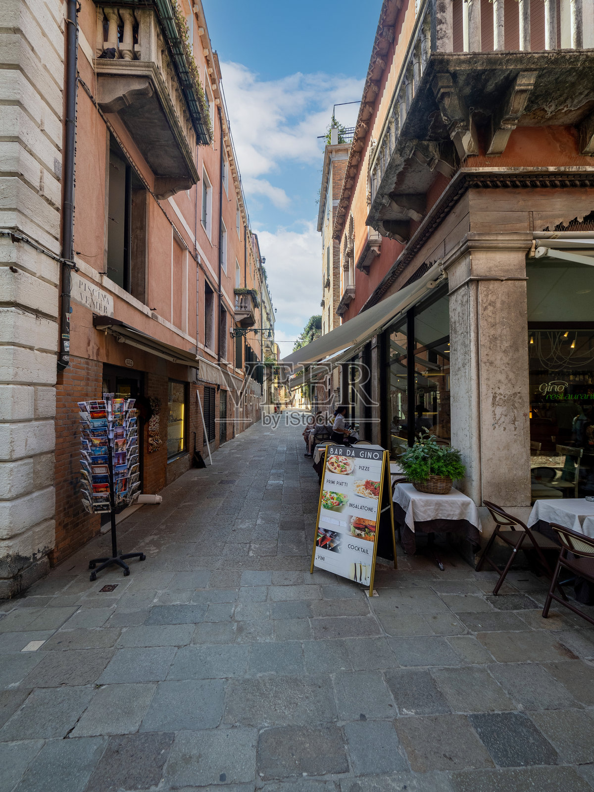 意大利威尼斯圣阿尼耶塞新街照片摄影图片