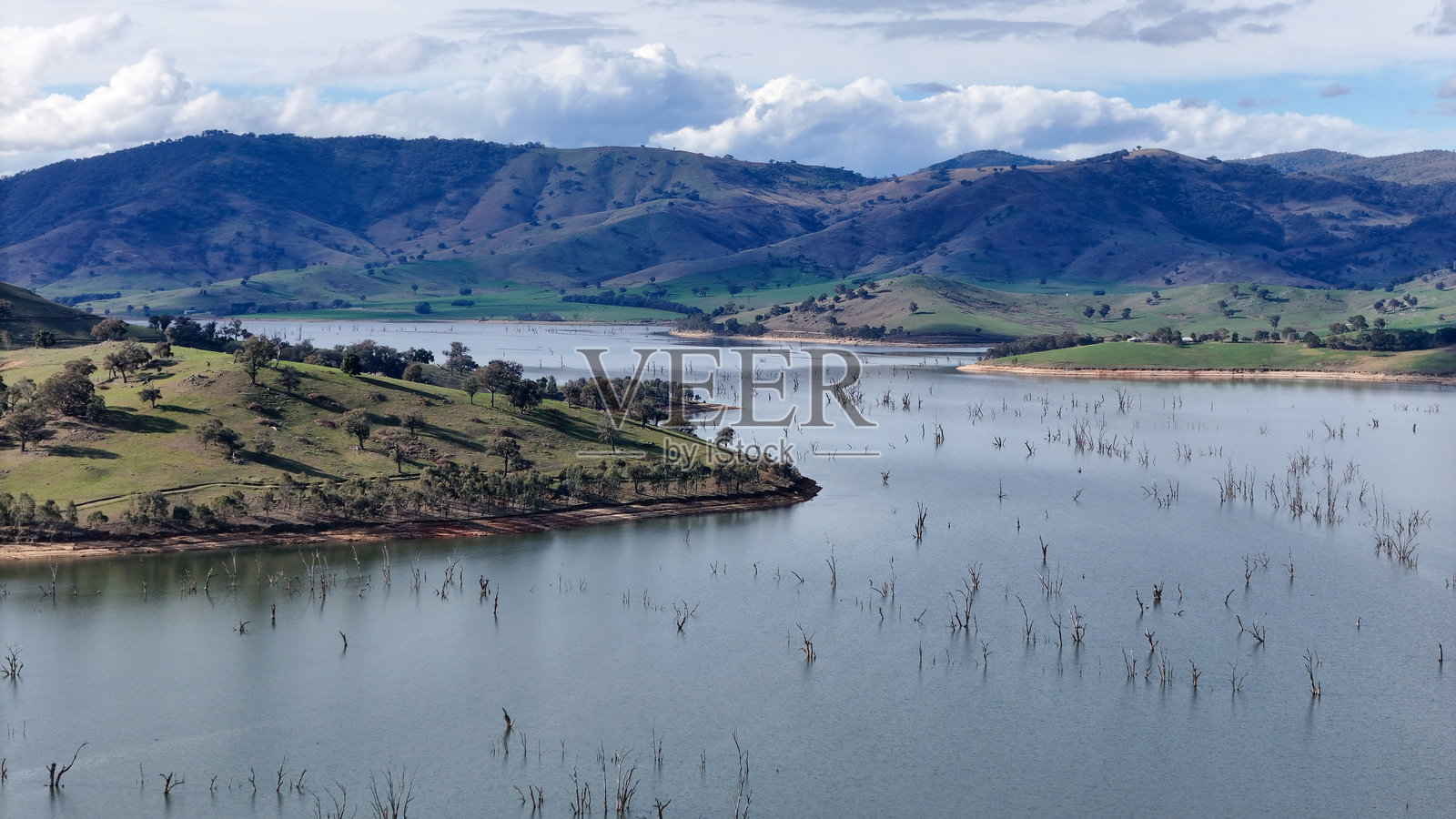 维多利亚州东北部的休姆湖景观照片摄影图片