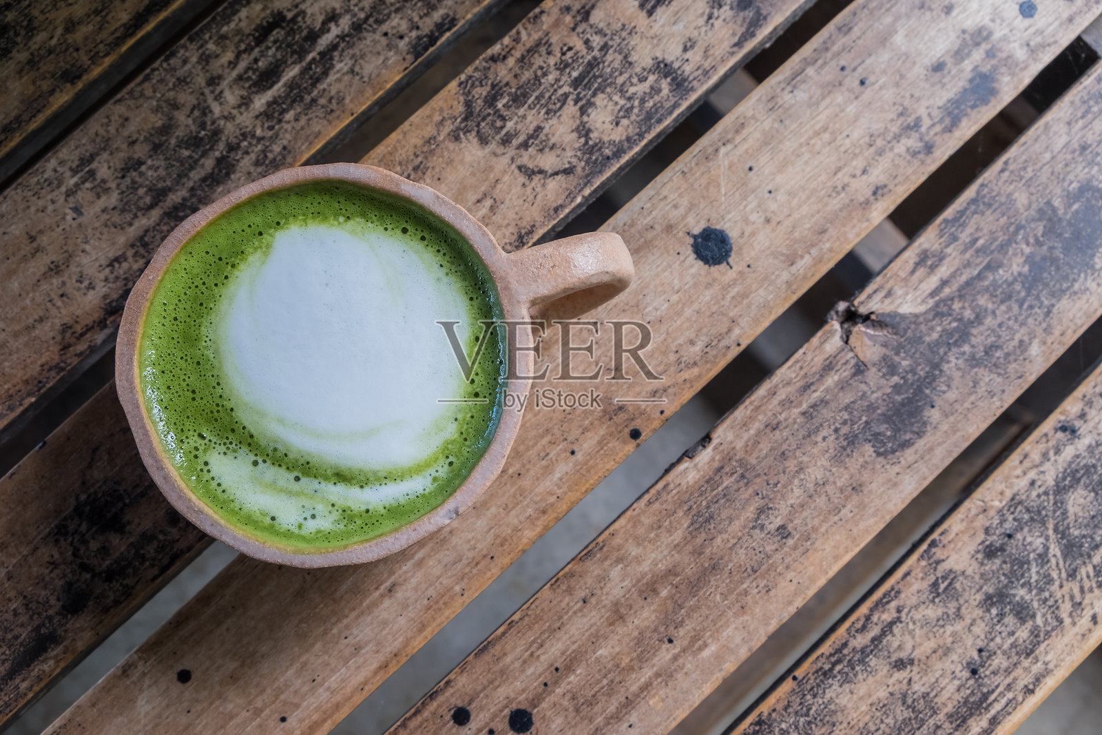 高角度视图的桌上饮品照片摄影图片